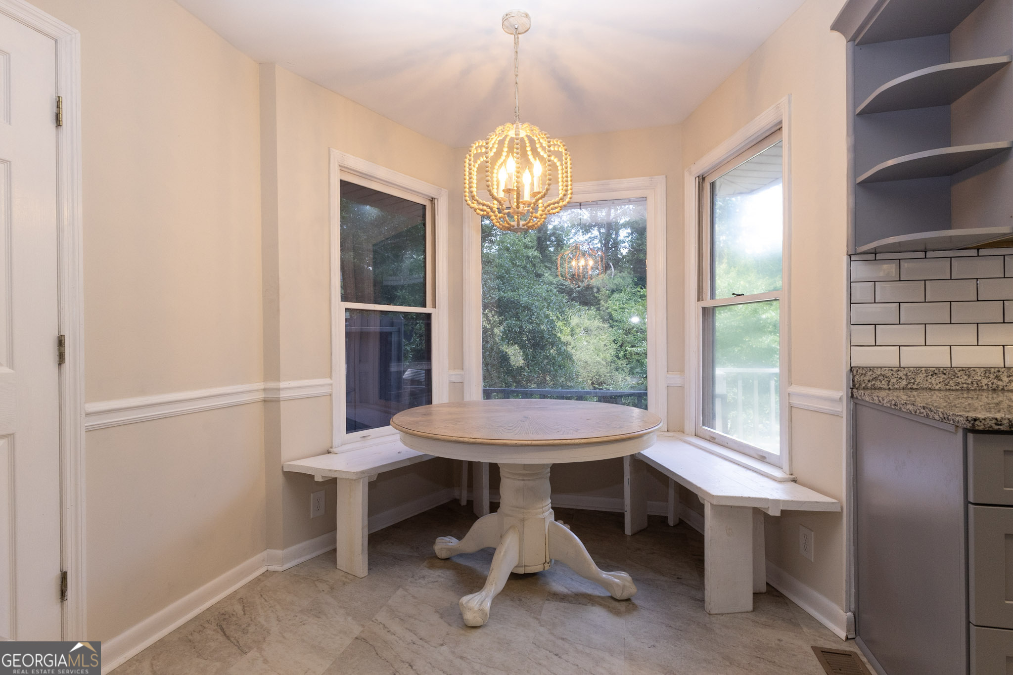 408 Skyway Drive Property Photo 16