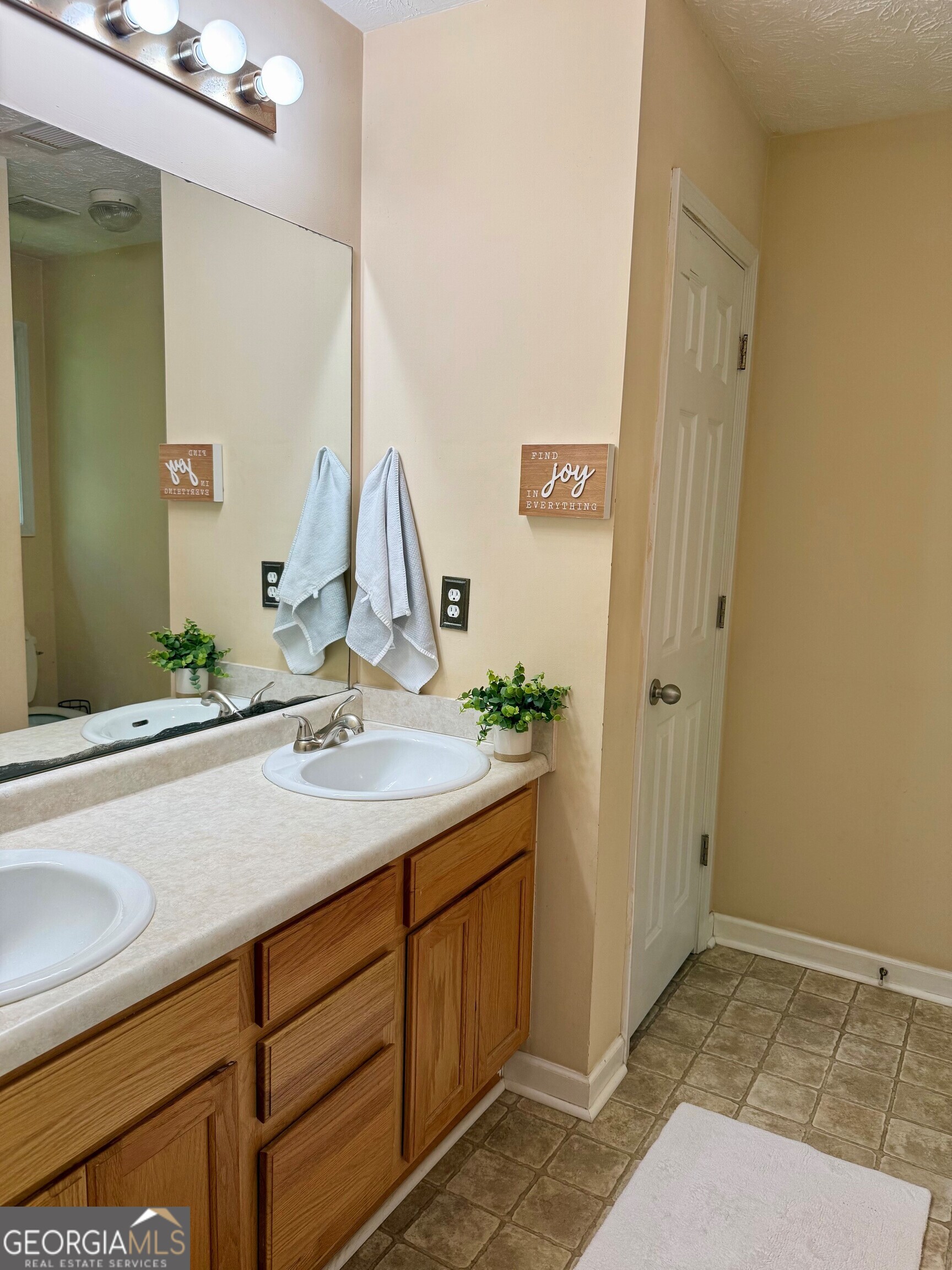 95 Mountain Overlook Drive Property Photo 20