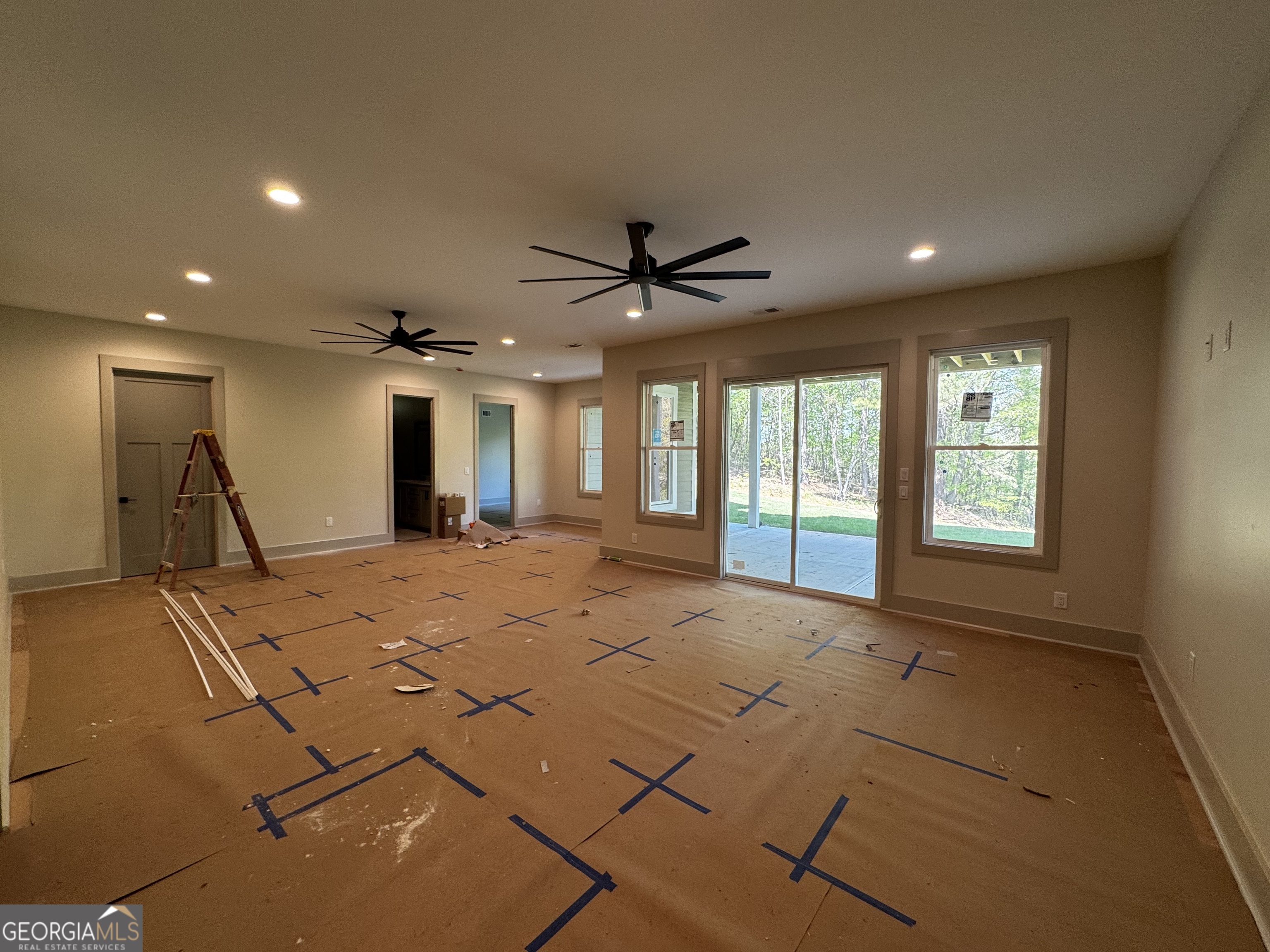 260 Edgewater Trail S Property Photo 36