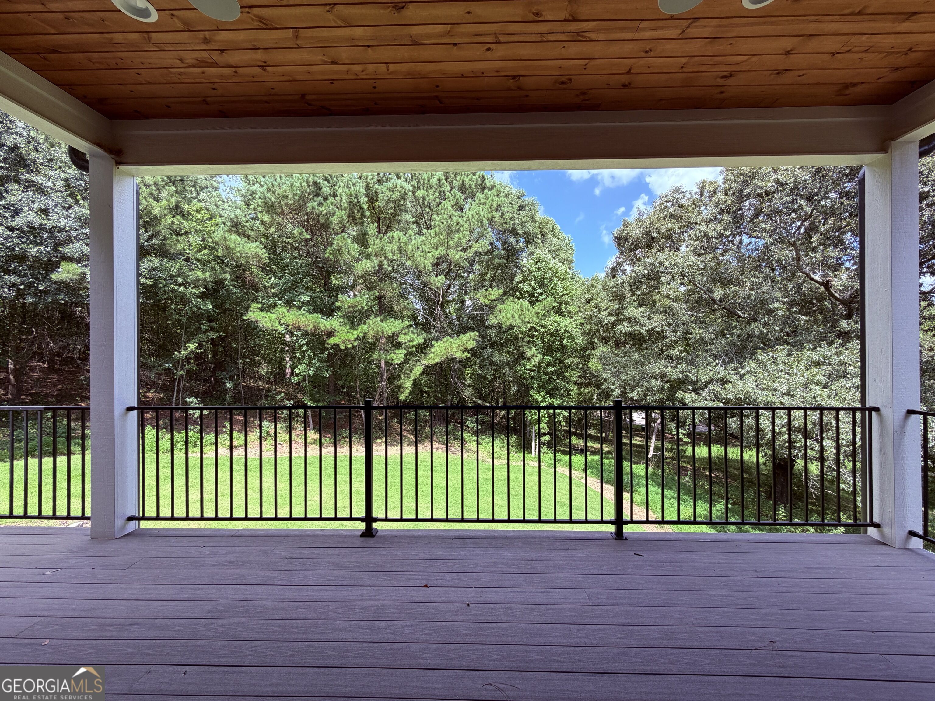 260 Edgewater Trail S Property Photo 44
