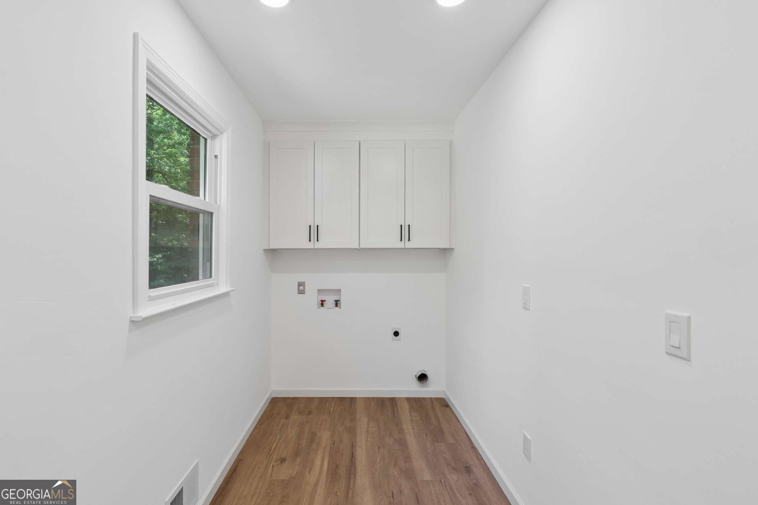 14030 Cogburn Road Property Photo 21
