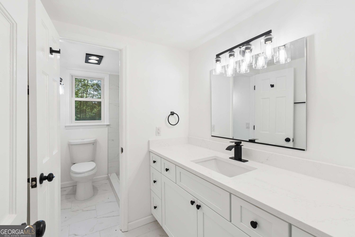 14030 Cogburn Road Property Photo 28