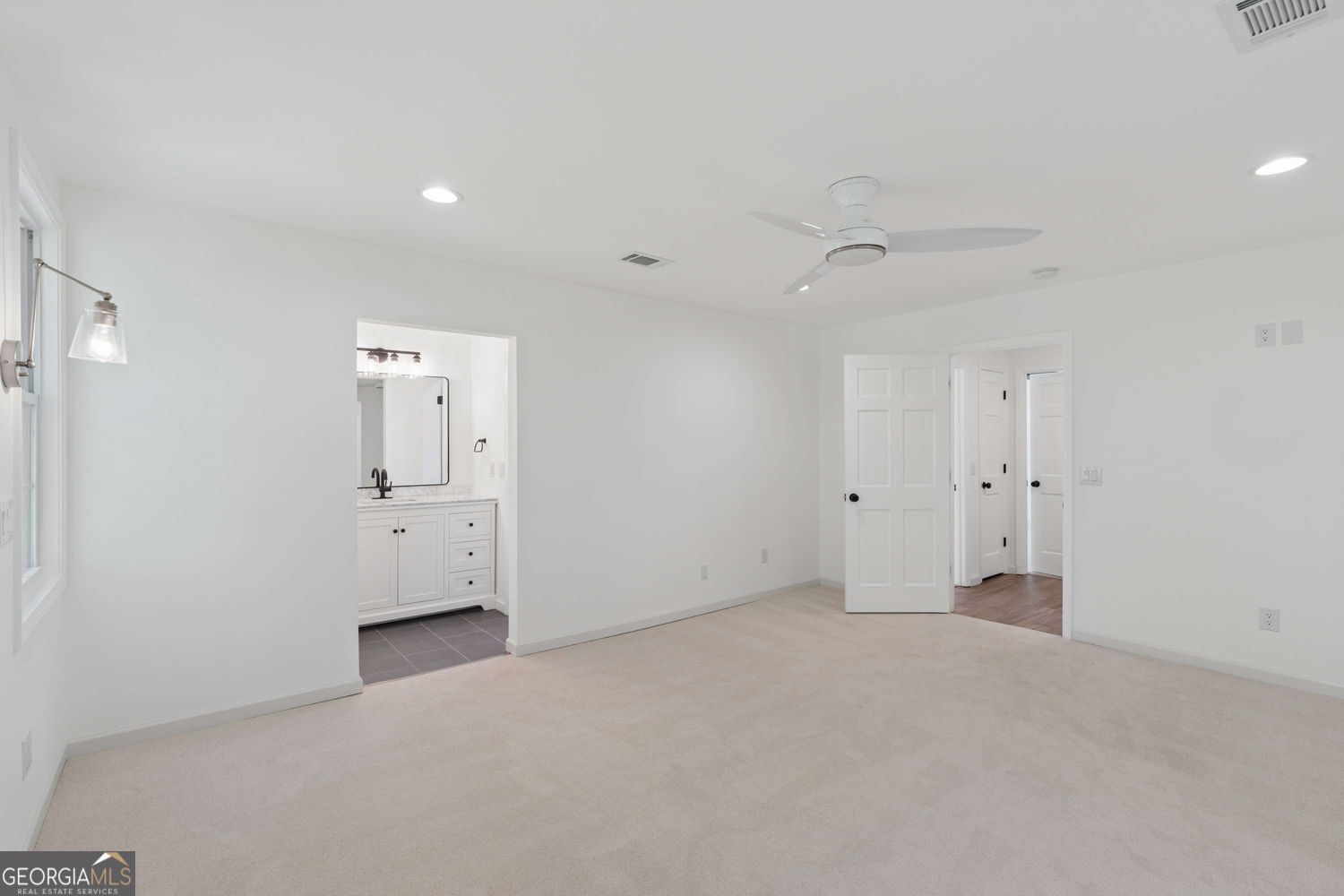 14030 Cogburn Road Property Photo 34