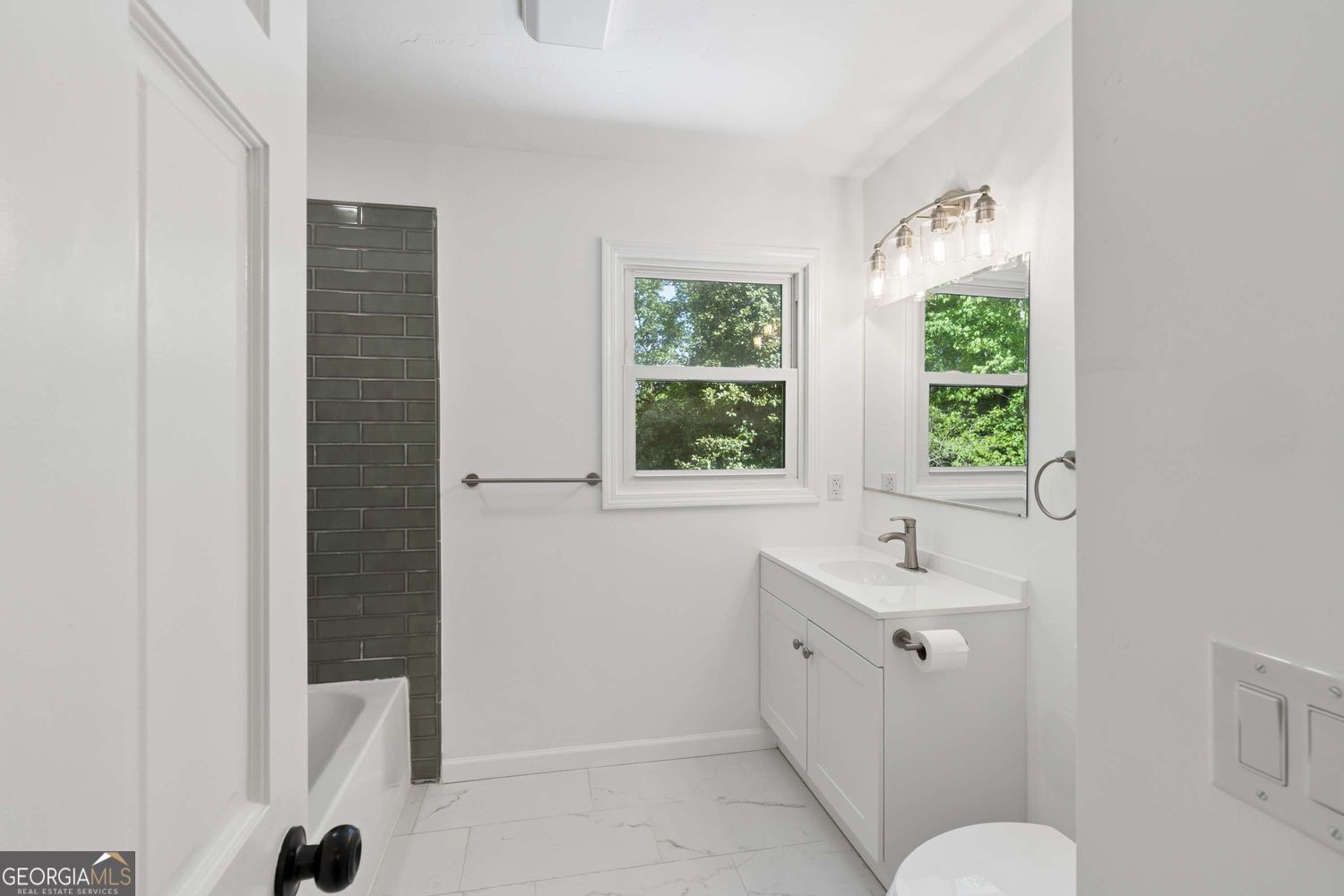 14030 Cogburn Road Property Photo 46