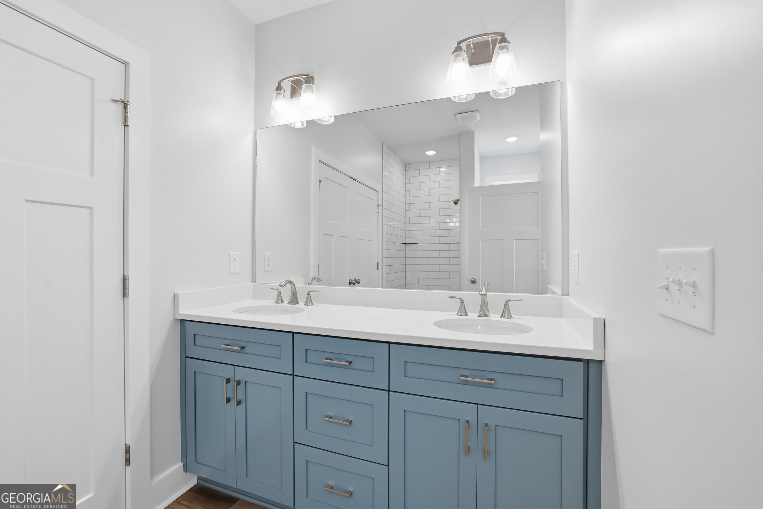 139 Saluda Drive Property Photo 25