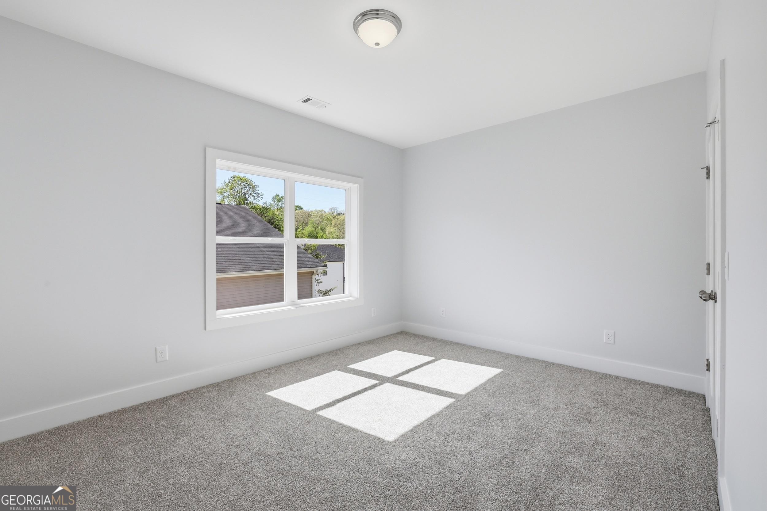 139 Saluda Drive Property Photo 41