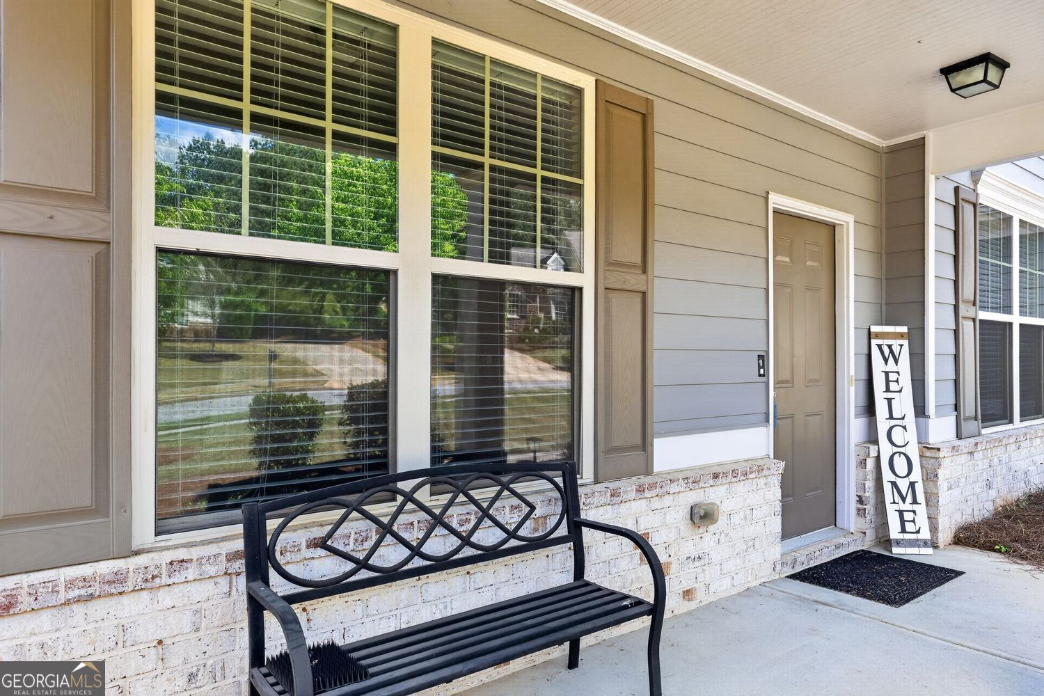 1817 Highland Creek Drive Property Photo 4