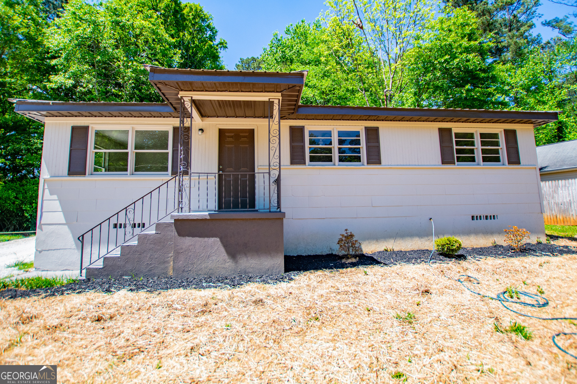 434 Georgia Avenue N Property Photo 1