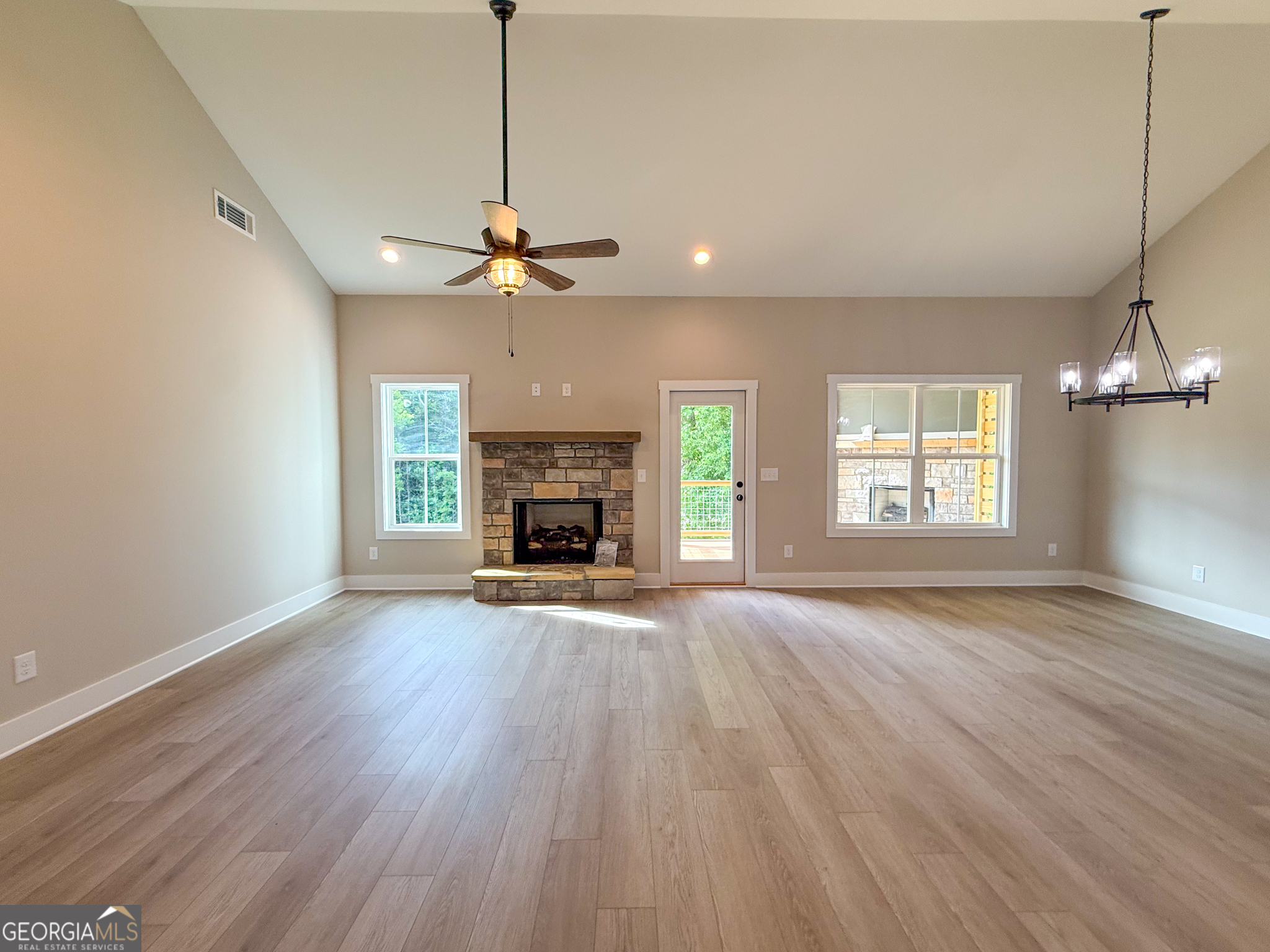 53 Hunts Ridge Drive Property Photo 10