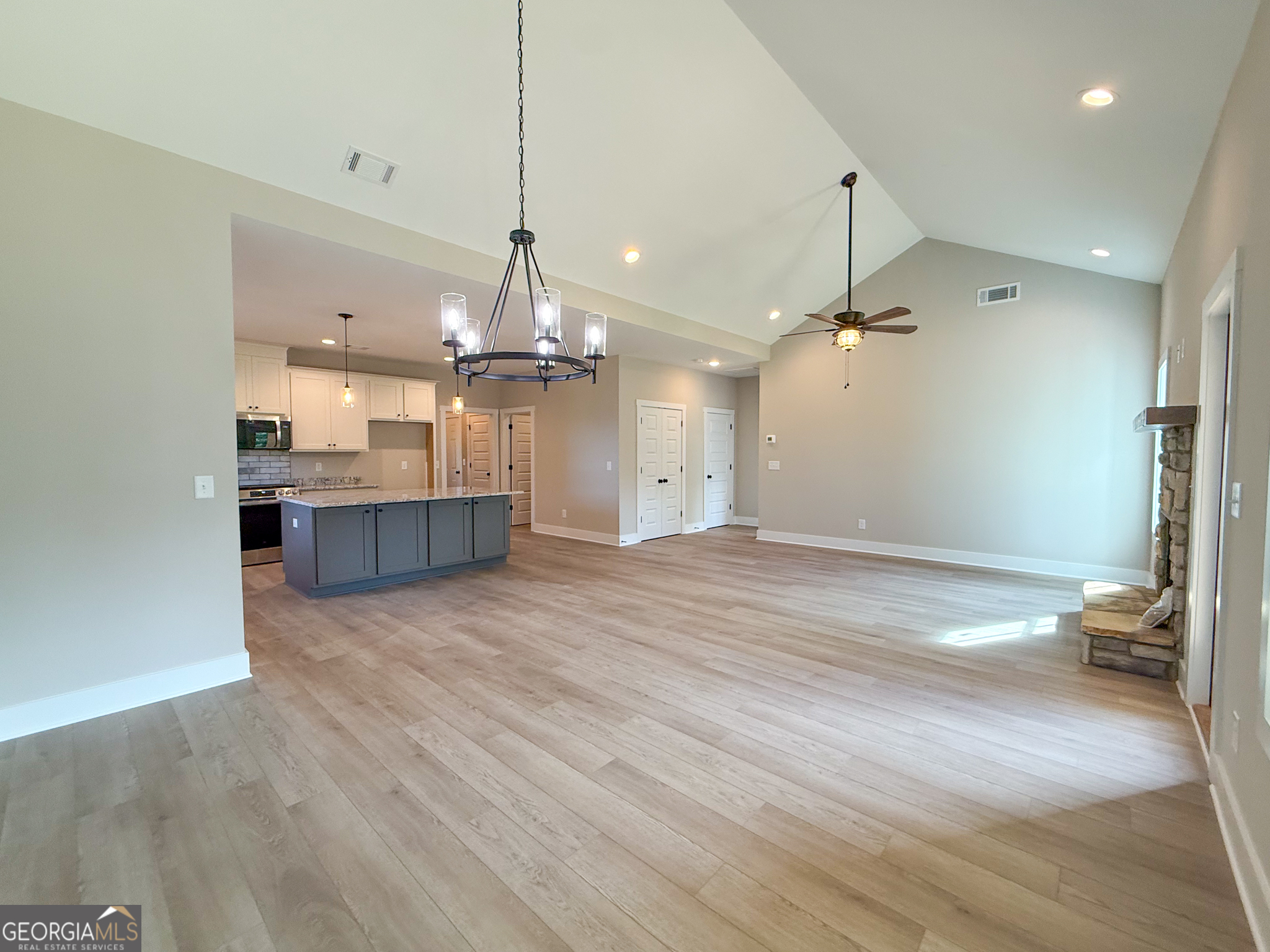 53 Hunts Ridge Drive Property Photo 11