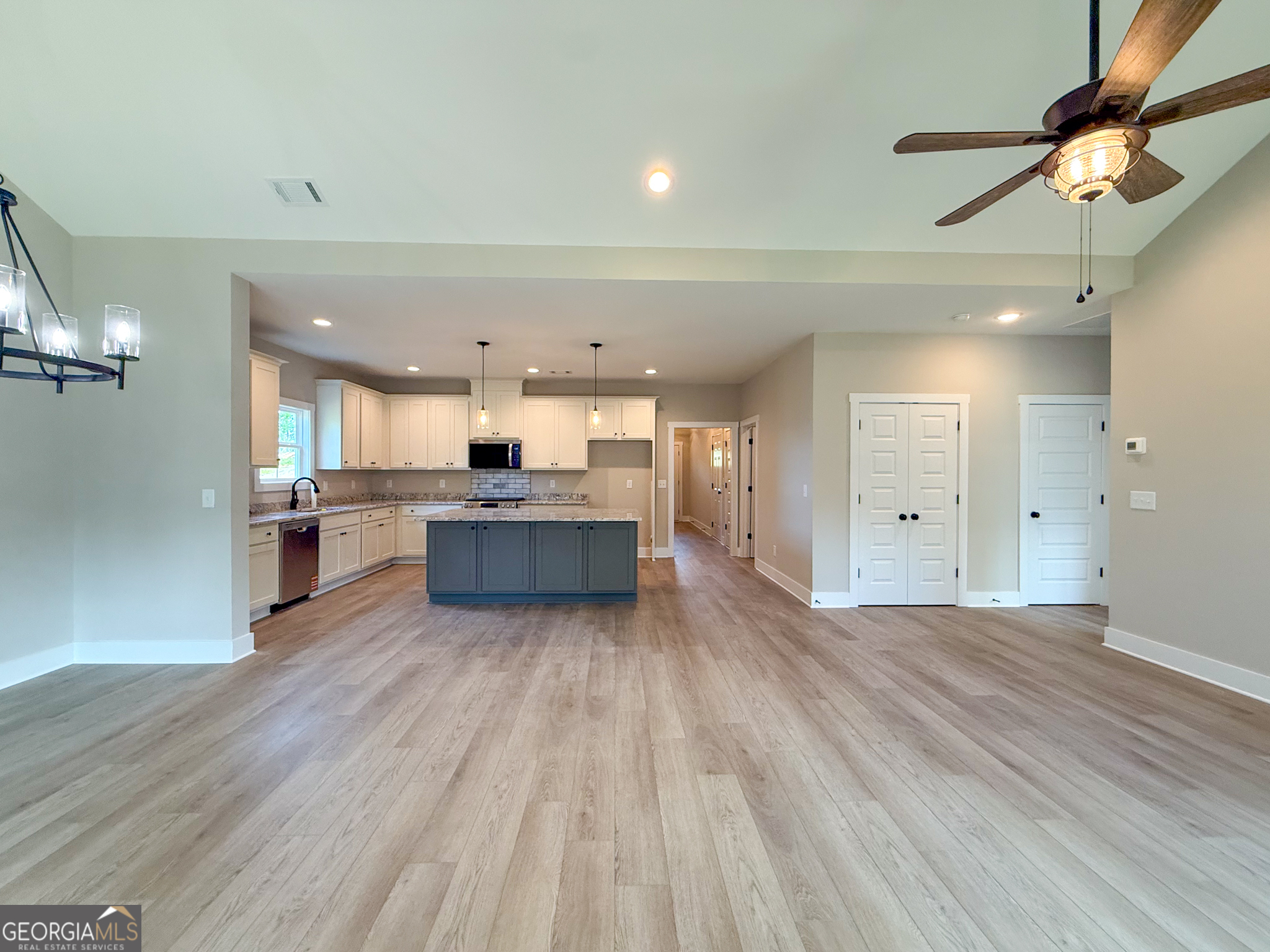 53 Hunts Ridge Drive Property Photo 12