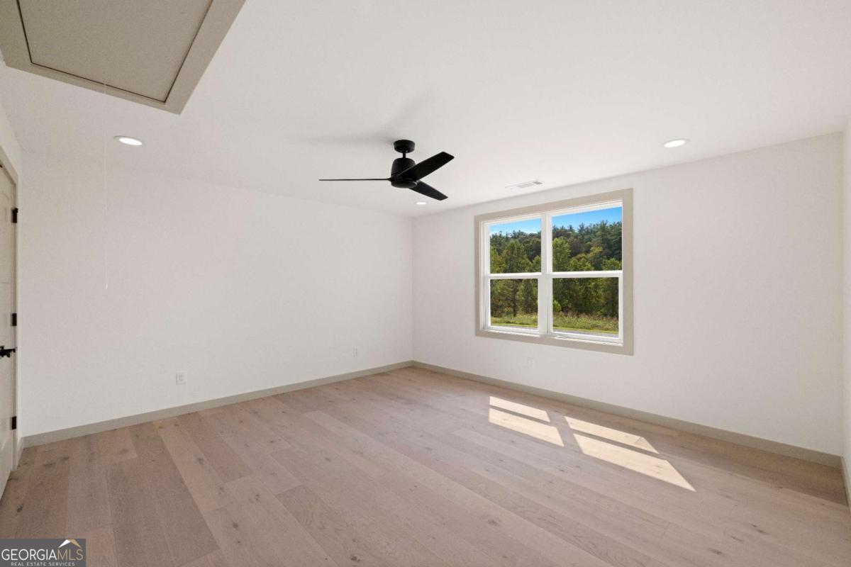 90 Cold Springs Road Property Photo 10