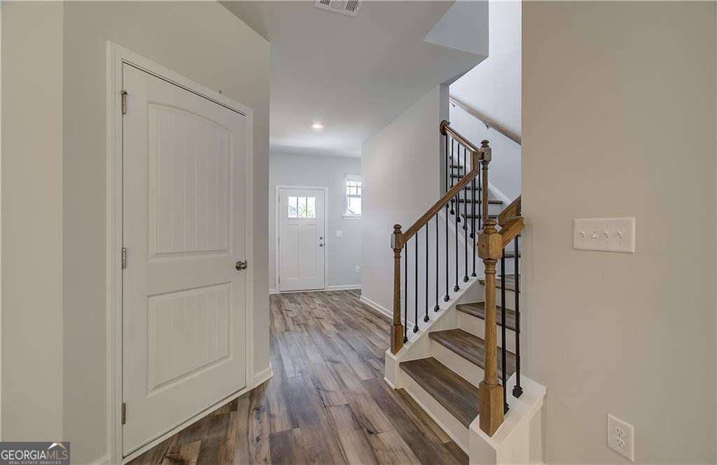 86 Hydrangea Circle Property Photo 5