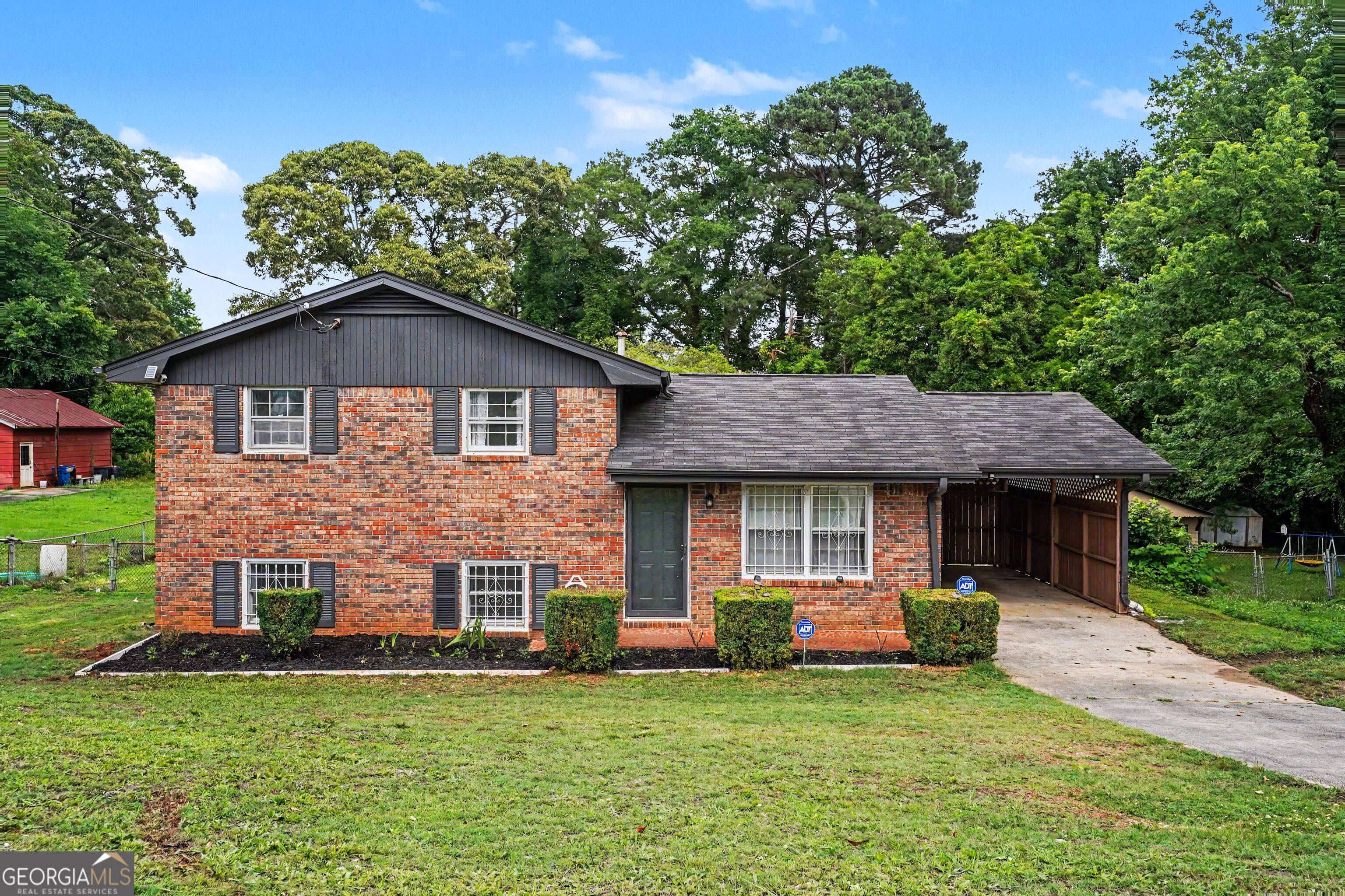6364 Maddox Road Property Photo 1