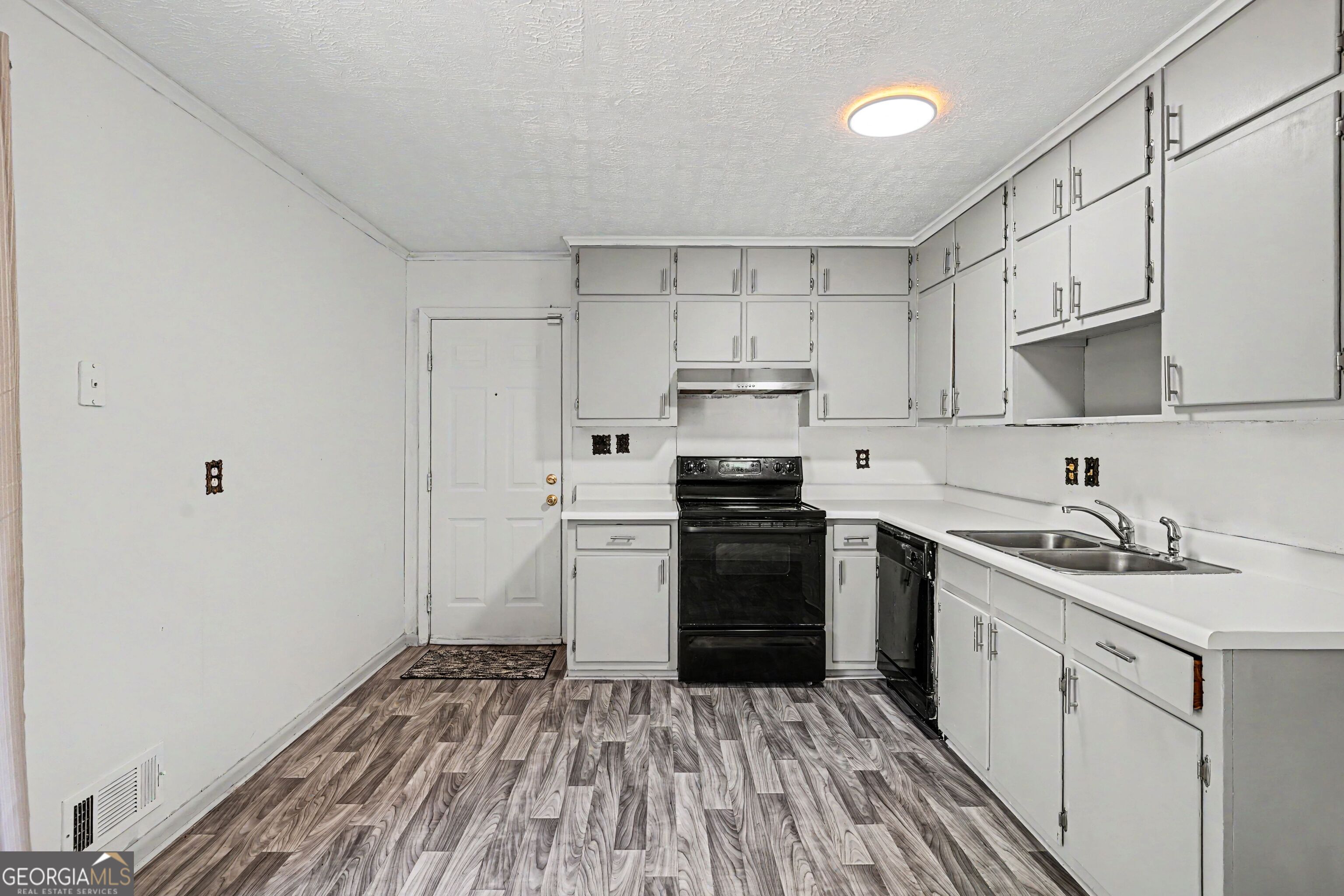 6364 Maddox Road Property Photo 2