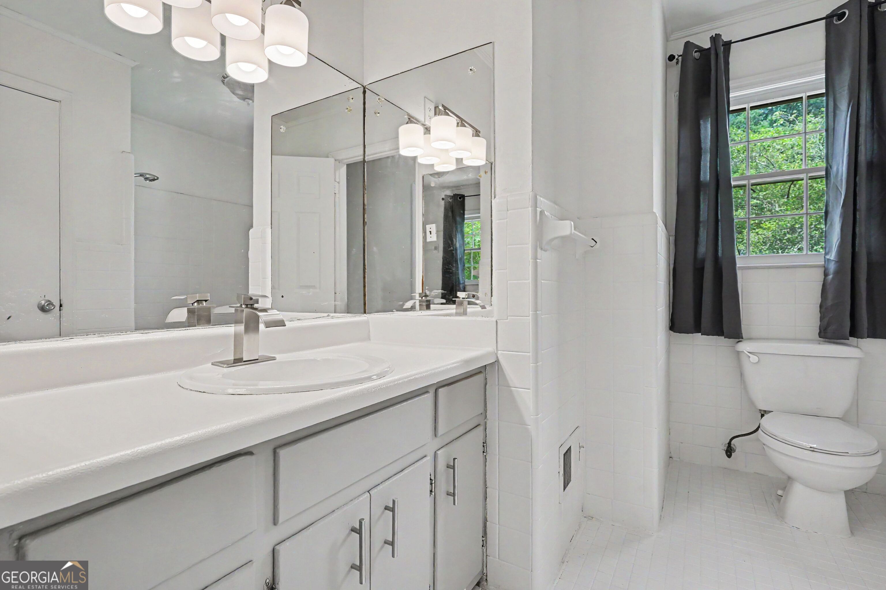 6364 Maddox Road Property Photo 6
