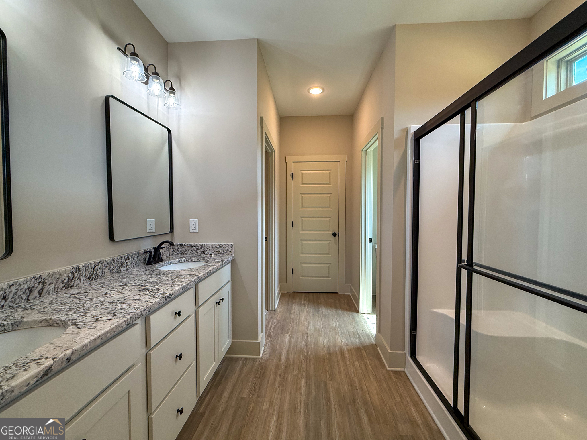 365 Hunts Ridge Drive Property Photo 18