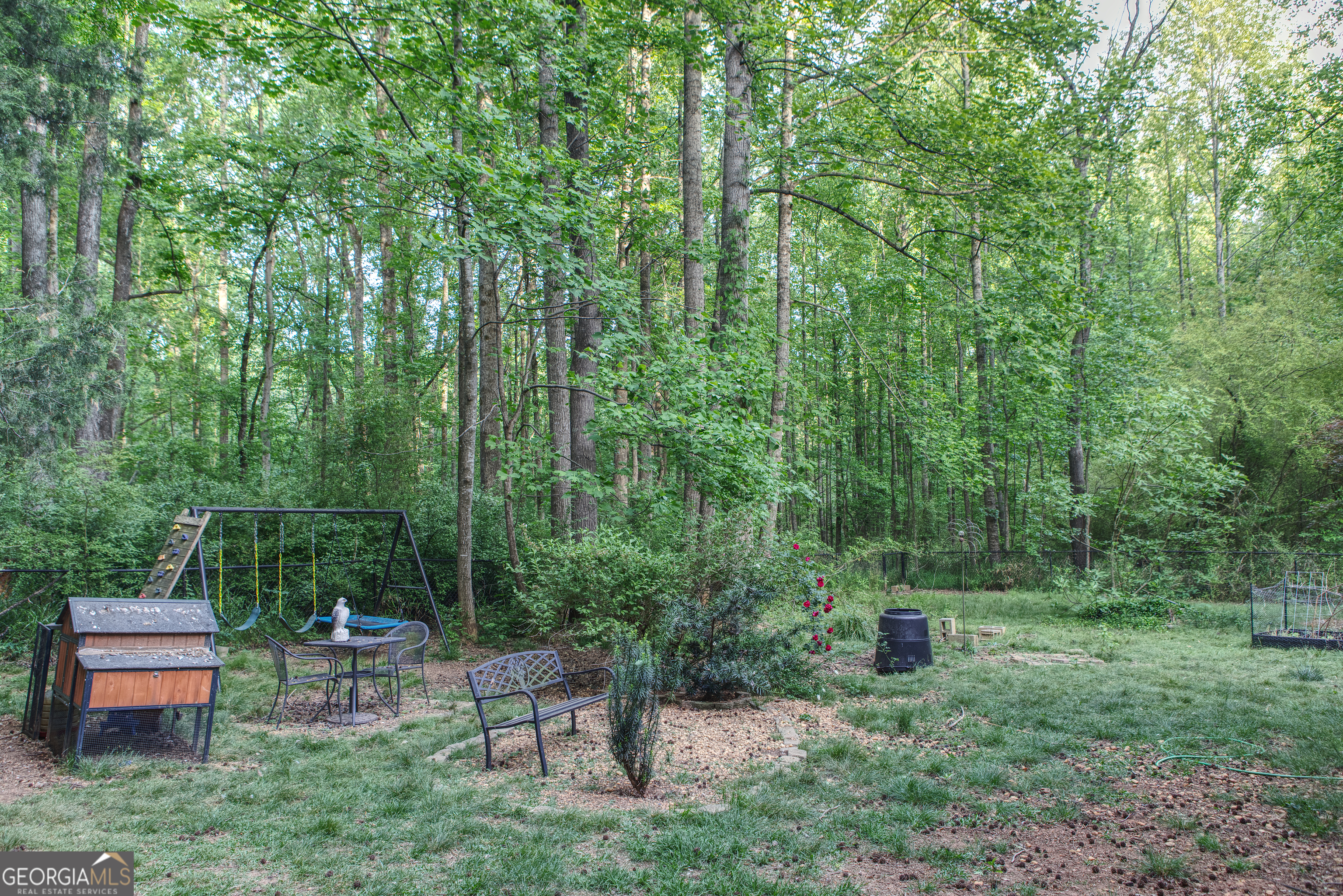135 Brookstone Place Property Photo 22