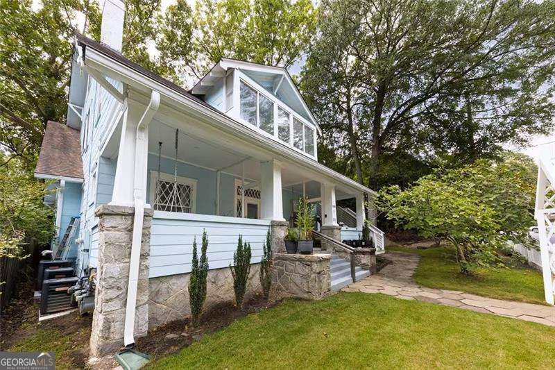 449 Greenwood Avenue NE Property Photo 1