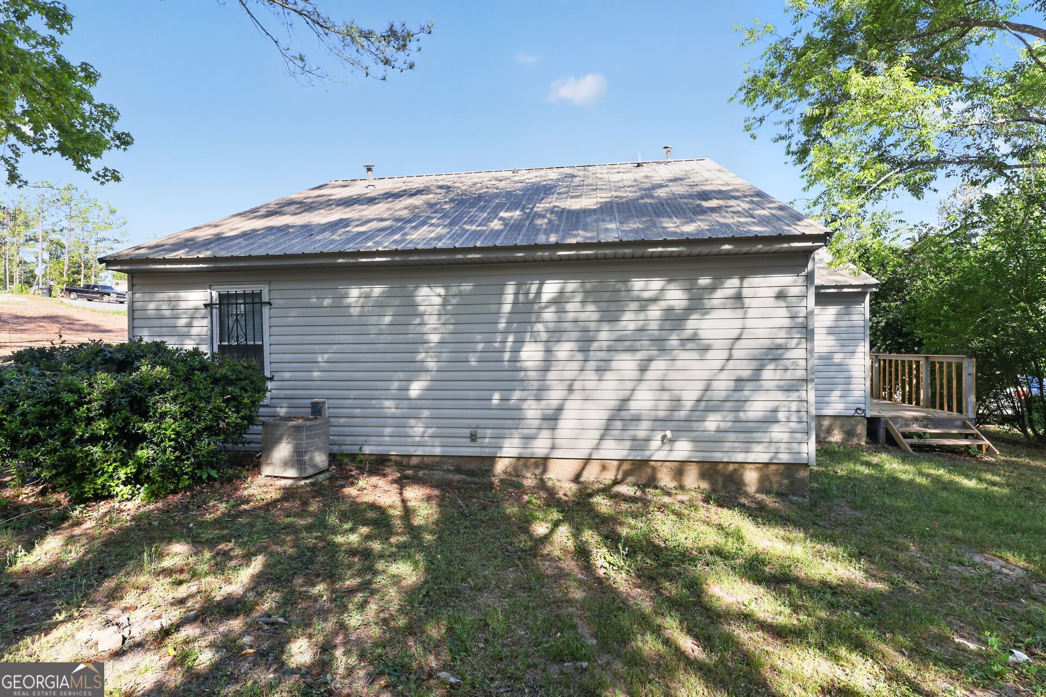 3638 Pebble Creek Drive Property Photo 6