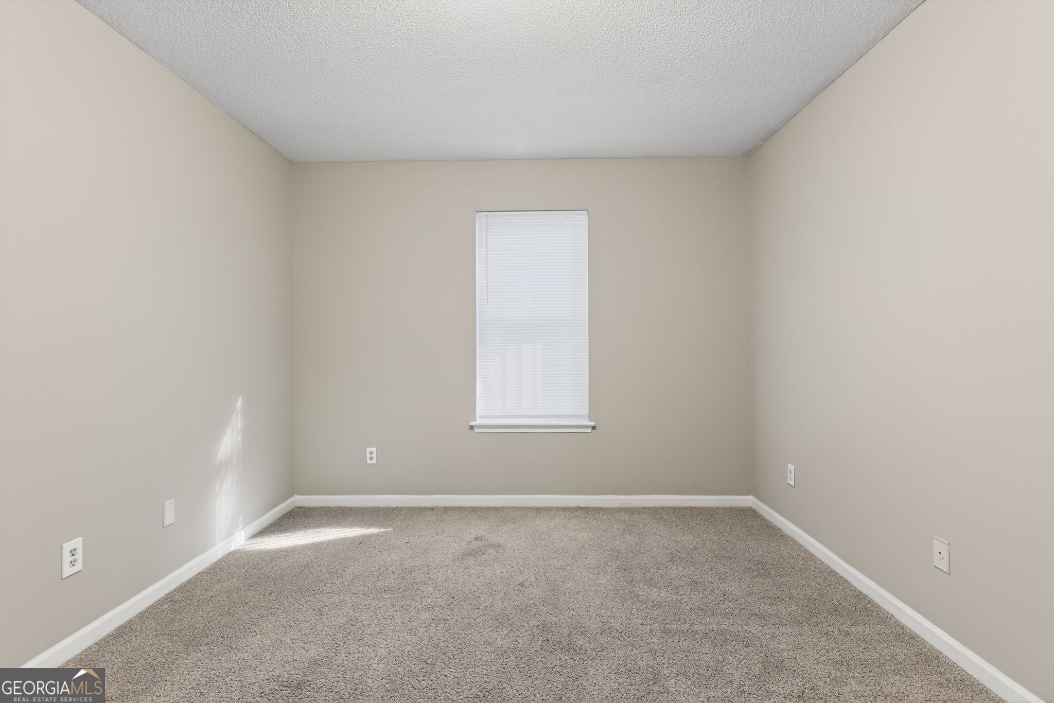3638 Pebble Creek Drive Property Photo 8
