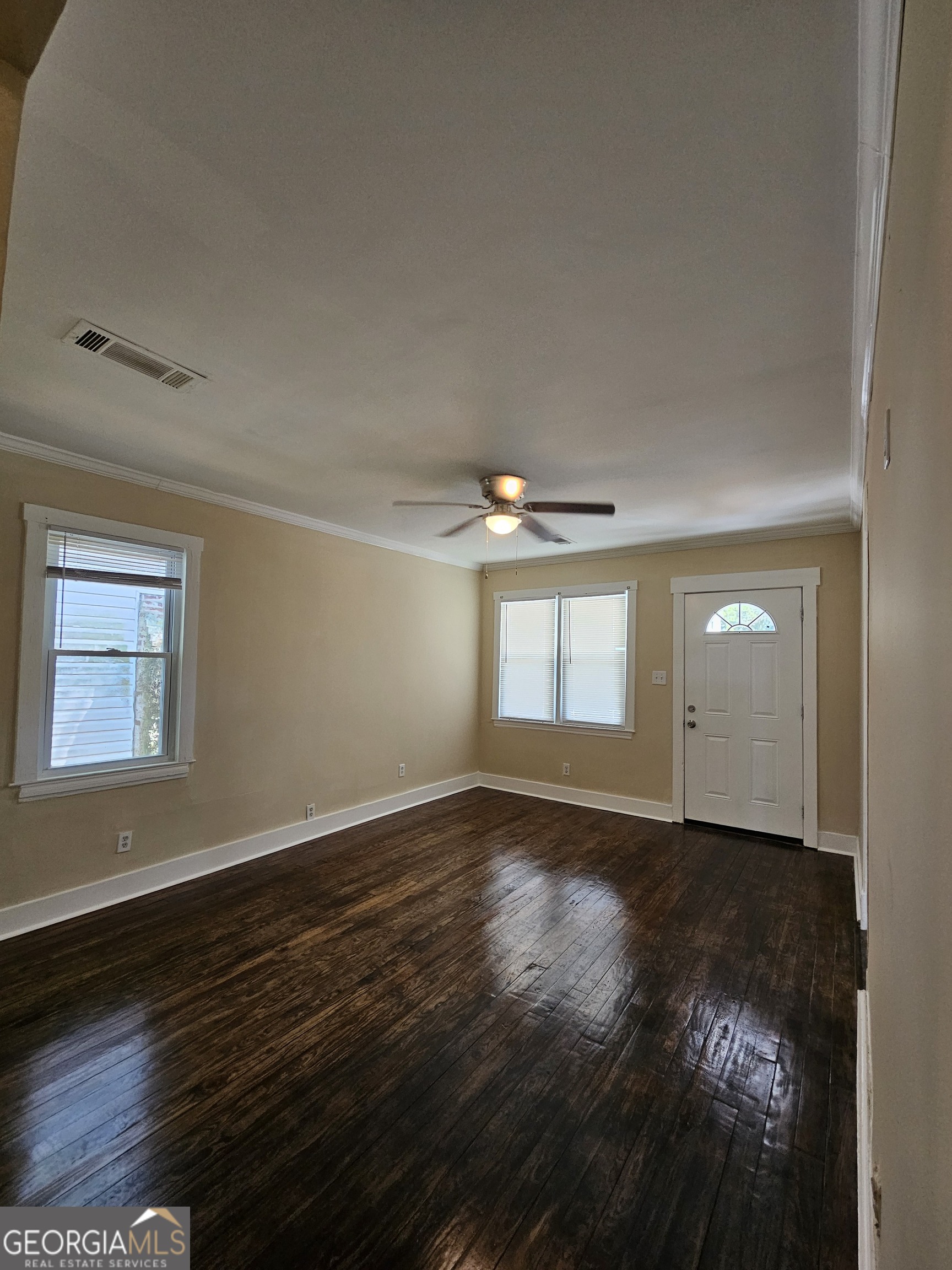 22 W 59th Street Property Photo 14