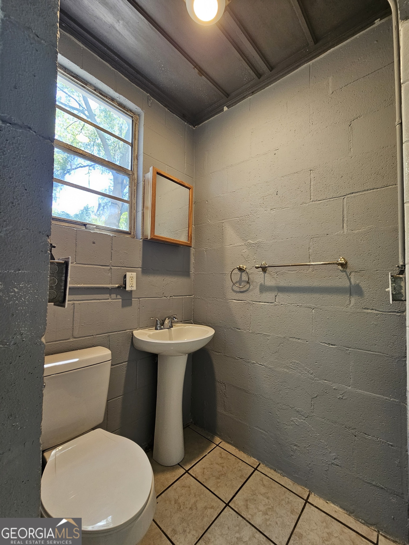 22 W 59th Street Property Photo 56