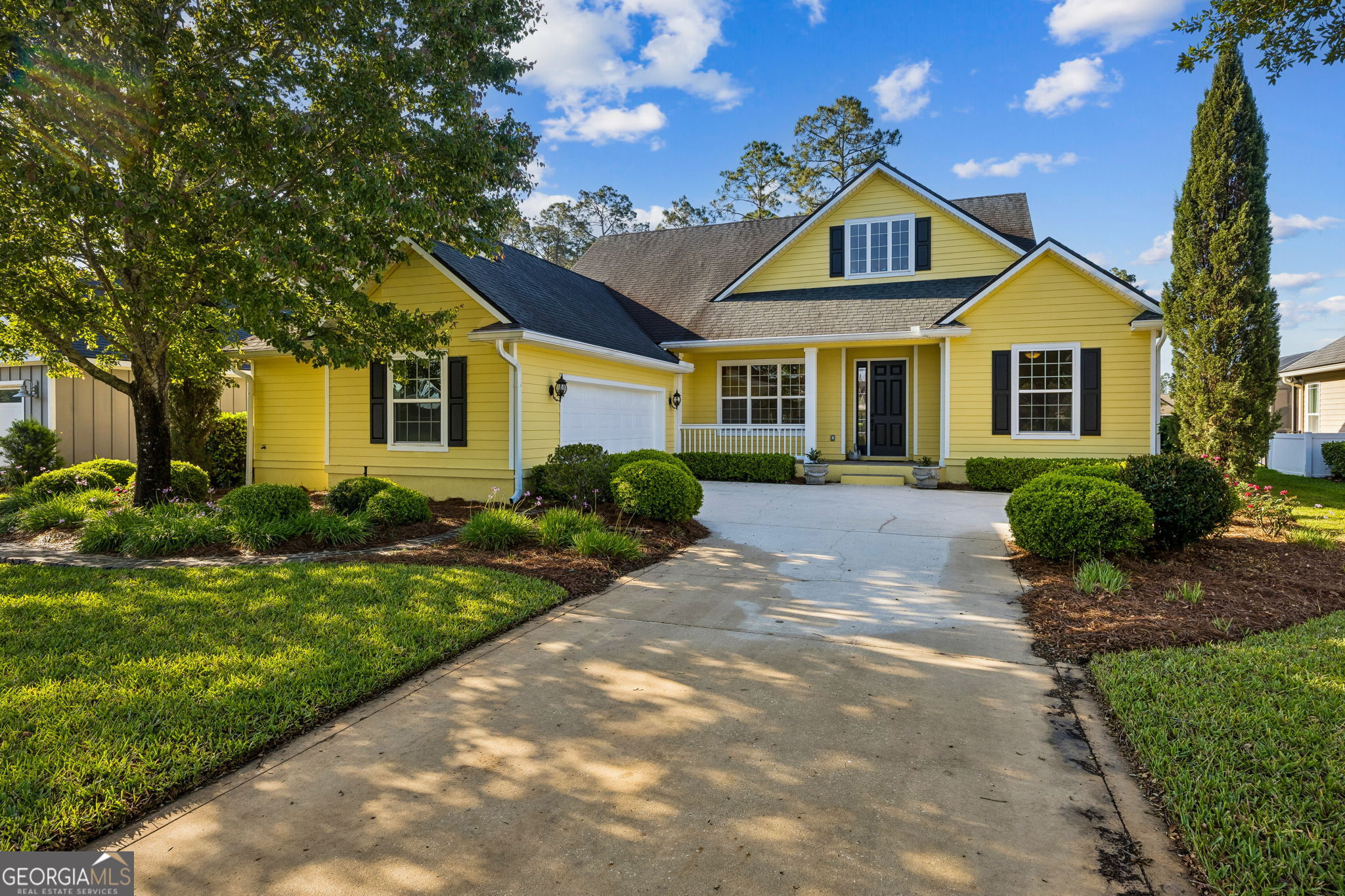 116 Oarsman Crossing Property Photo 1