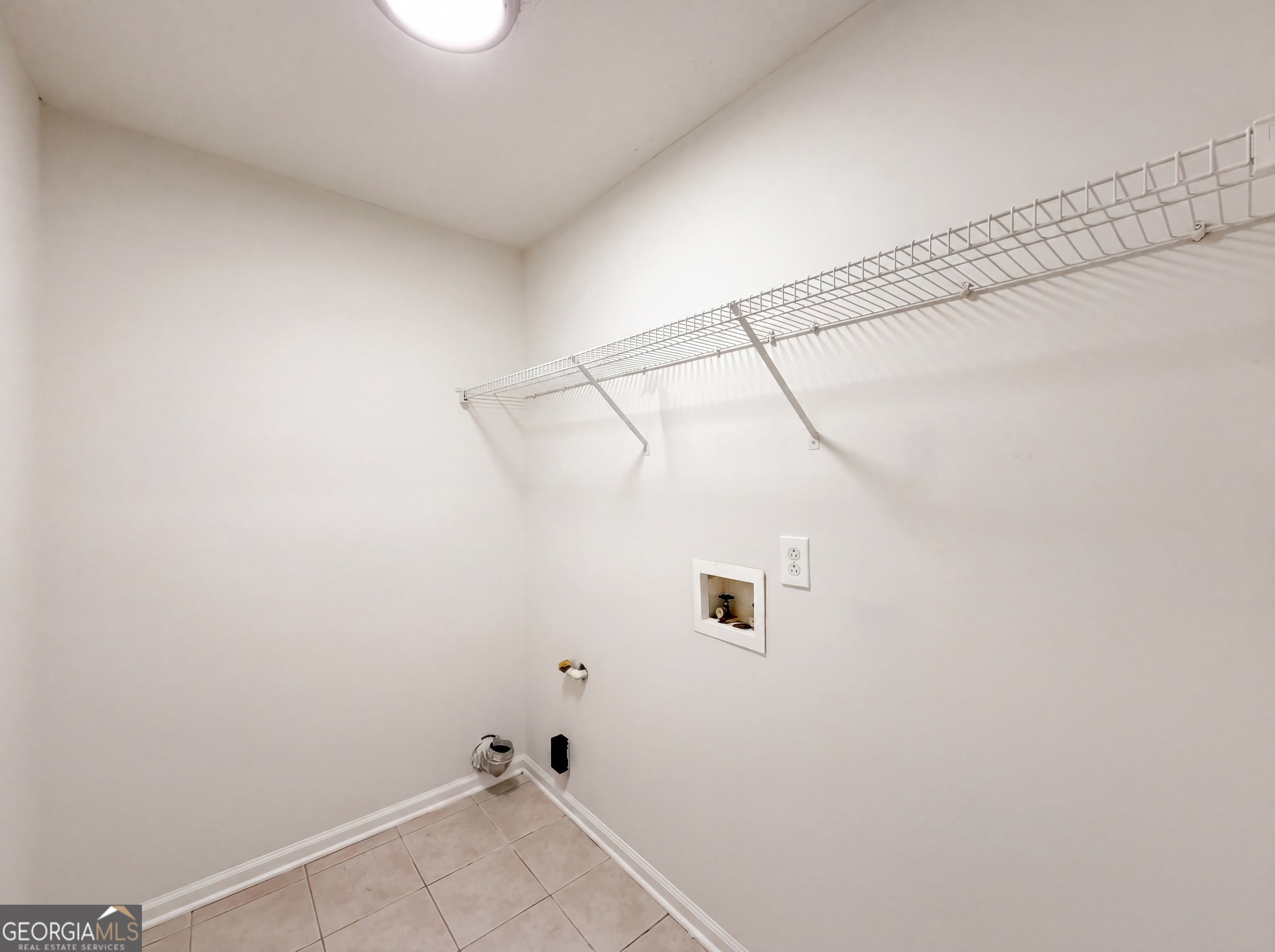 335 Hunters Glen Property Photo 16