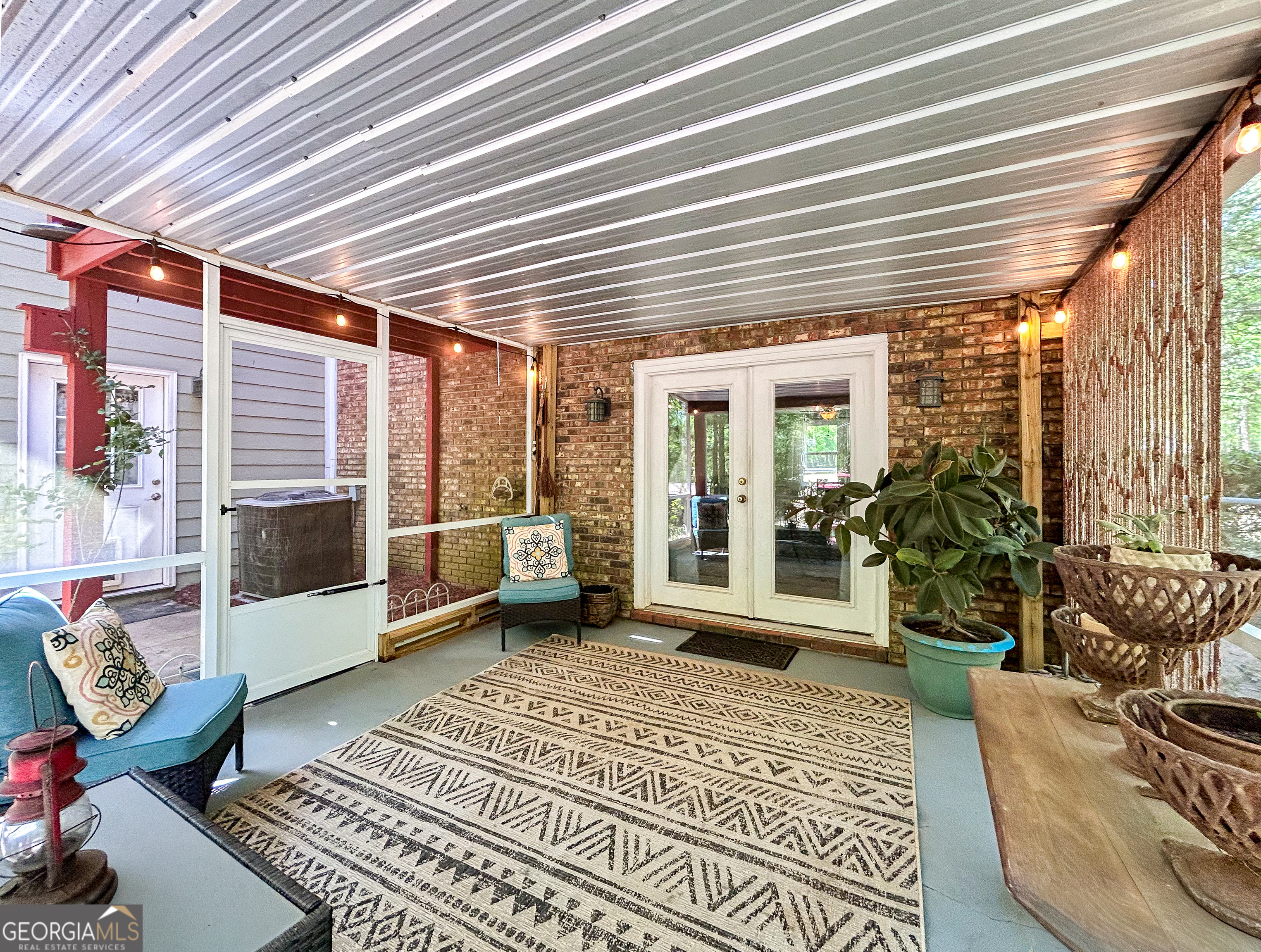 298 Hudson River Drive Property Photo 43