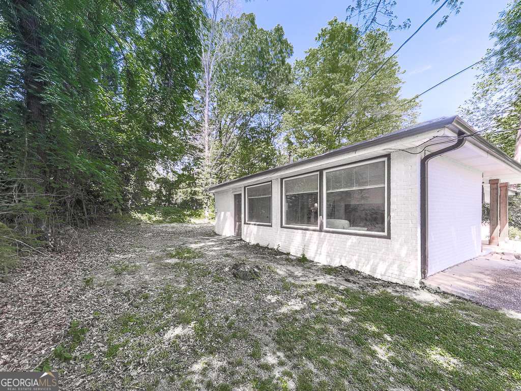 5950 John Street Property Photo 23