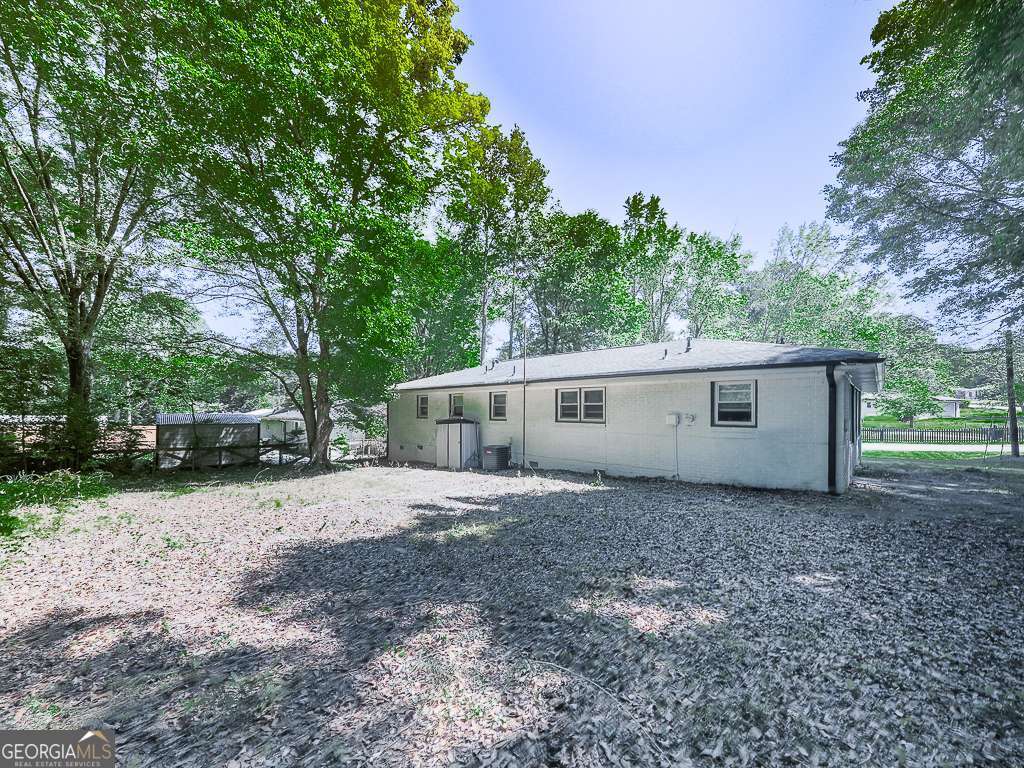 5950 John Street Property Photo 24