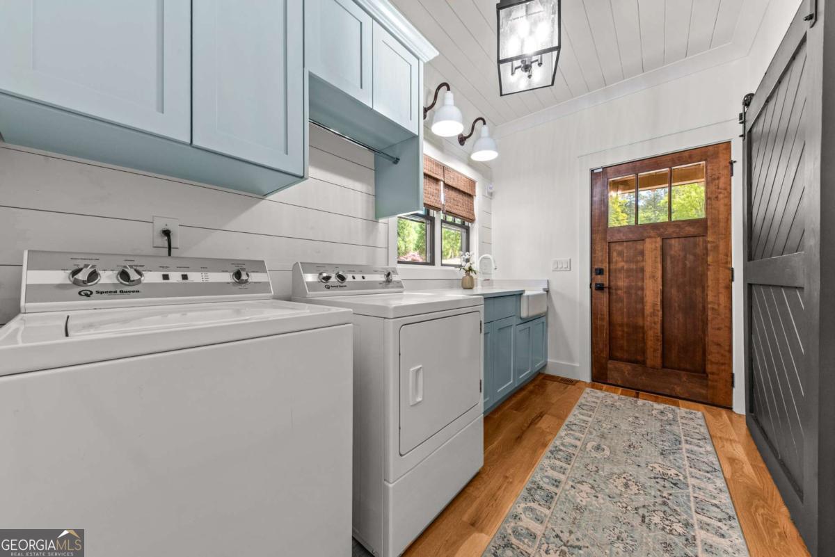 1951 Northwoods Drive Property Photo 30