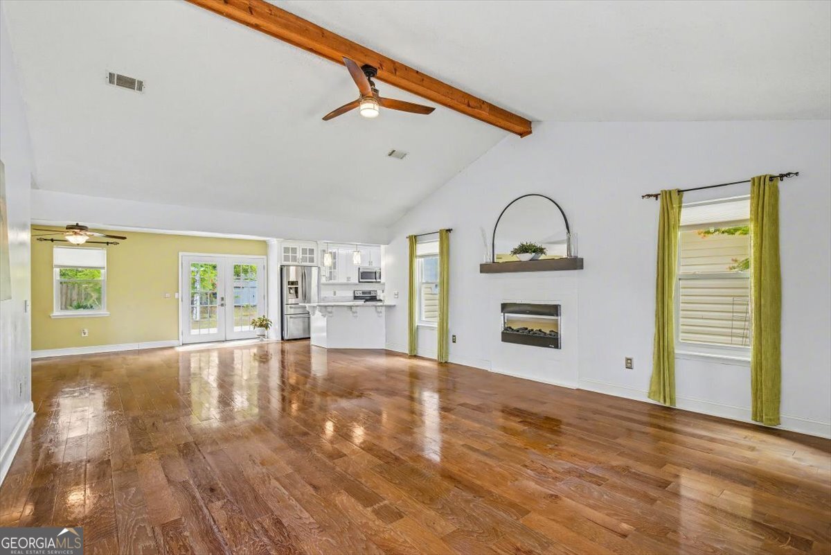 762 Robin Hood Drive Property Photo 3
