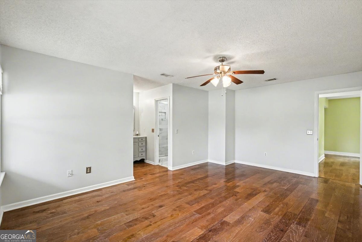 762 Robin Hood Drive Property Photo 16