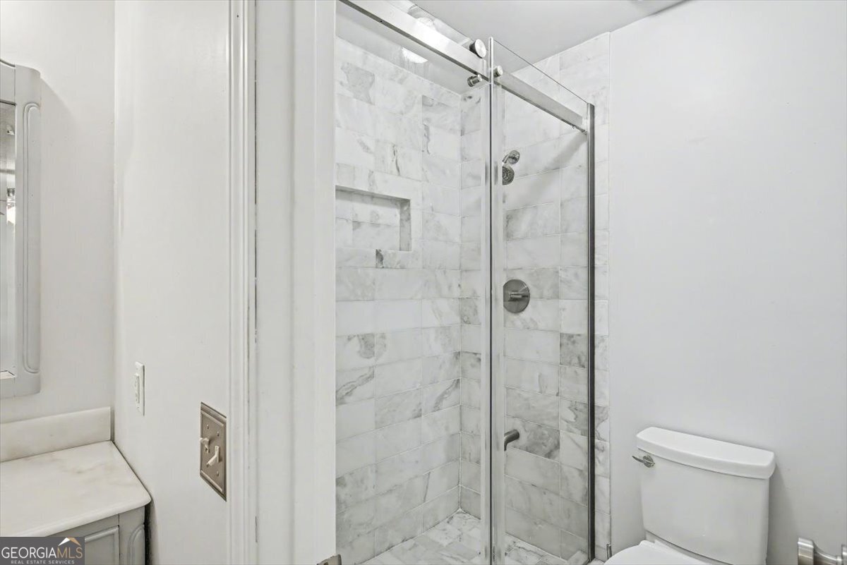 762 Robin Hood Drive Property Photo 19