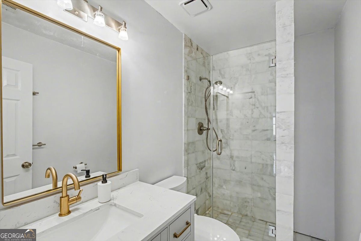 762 Robin Hood Drive Property Photo 20