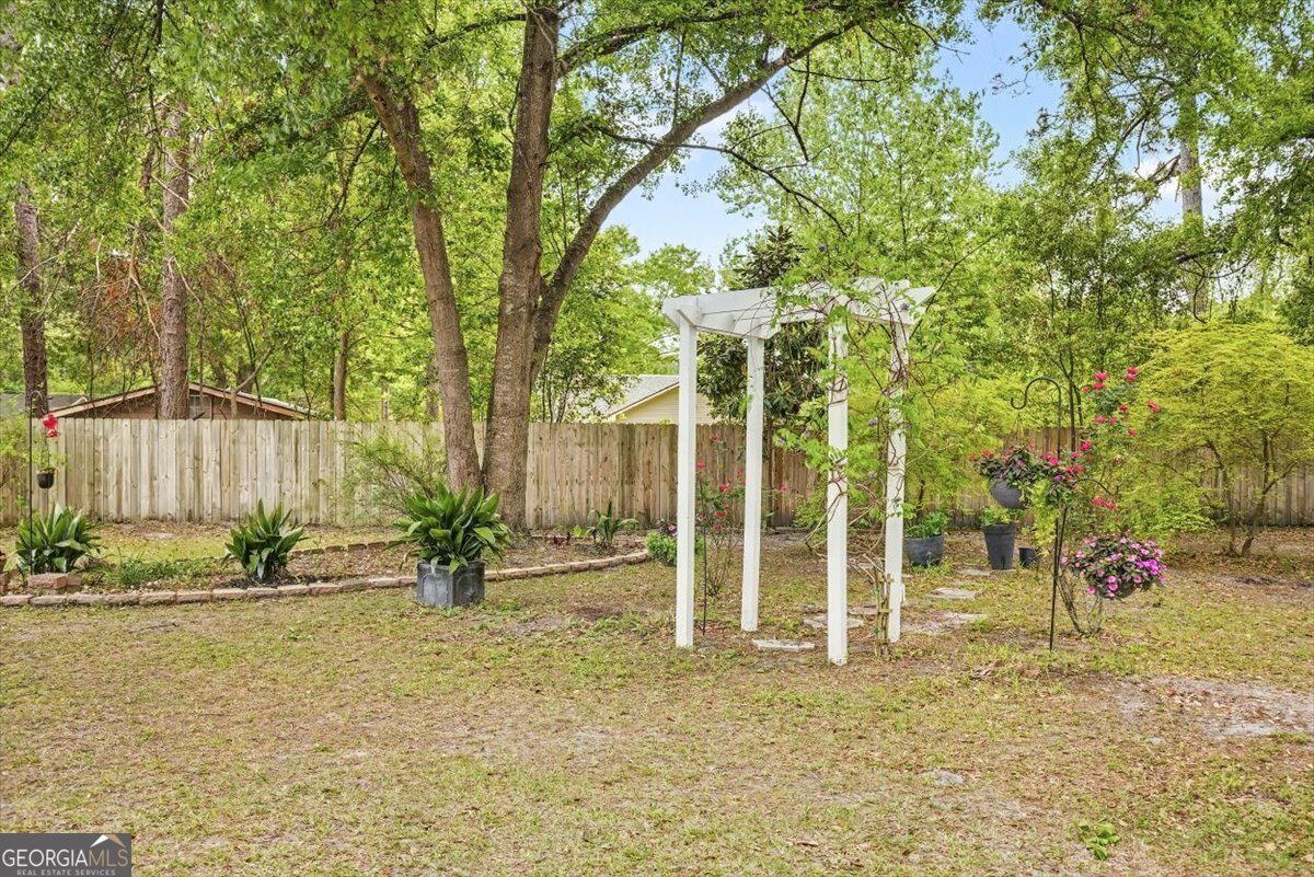 762 Robin Hood Drive Property Photo 27