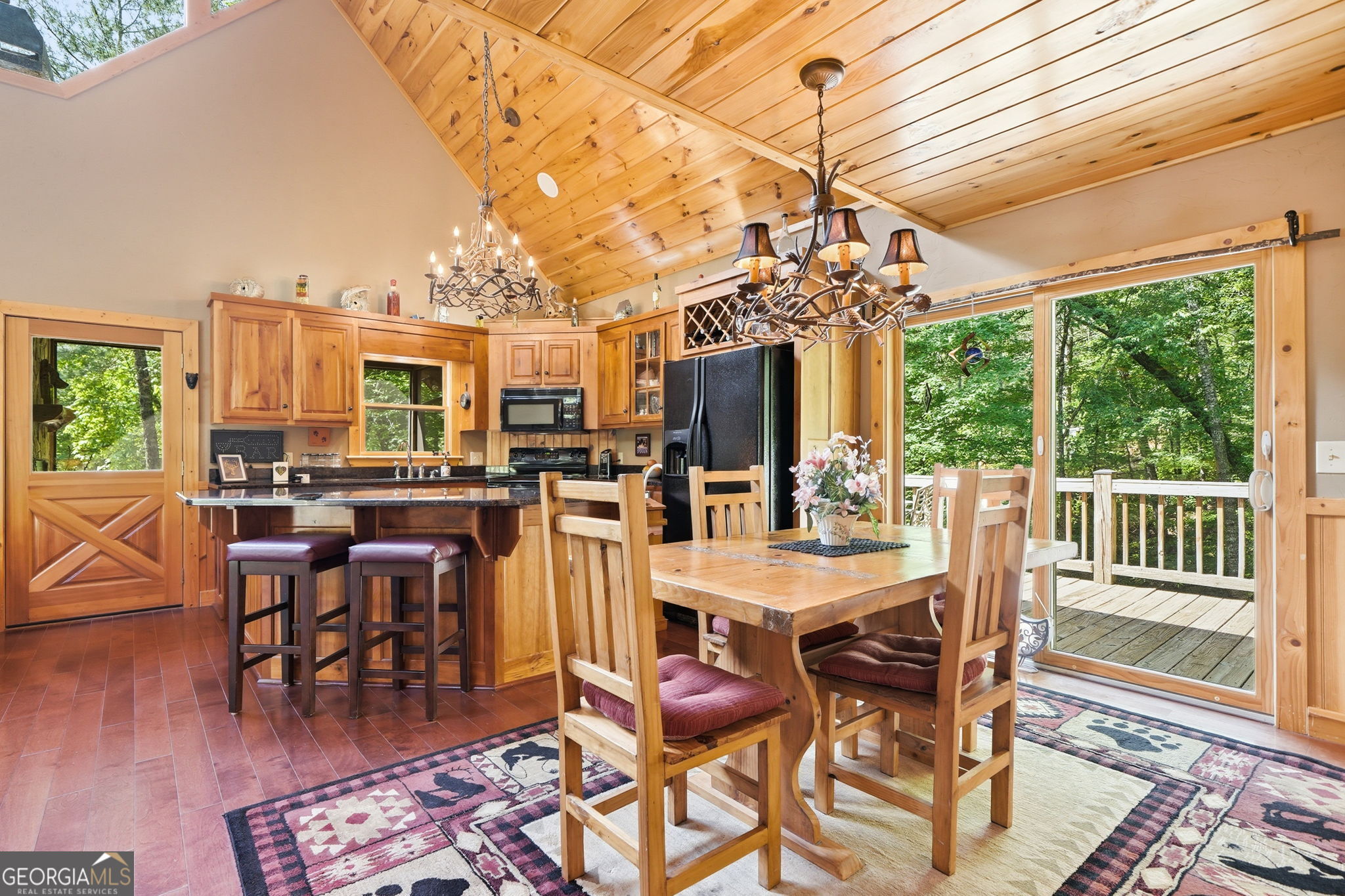 139 Deer Trail Property Photo 15