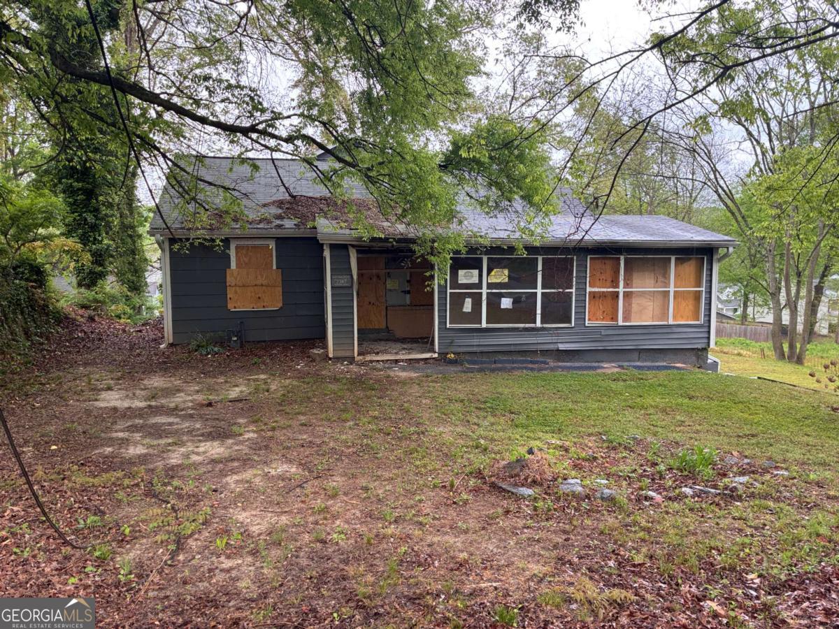 2387 Saint James Drive Nw Property Photo 1