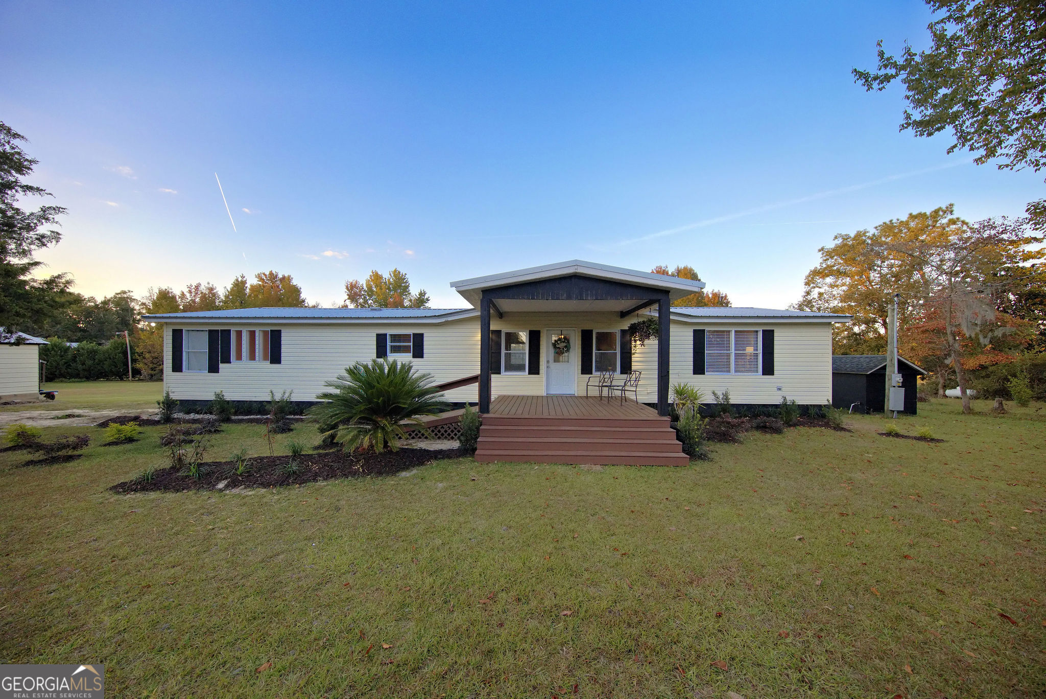 2772 Parkside Drive Property Photo 1