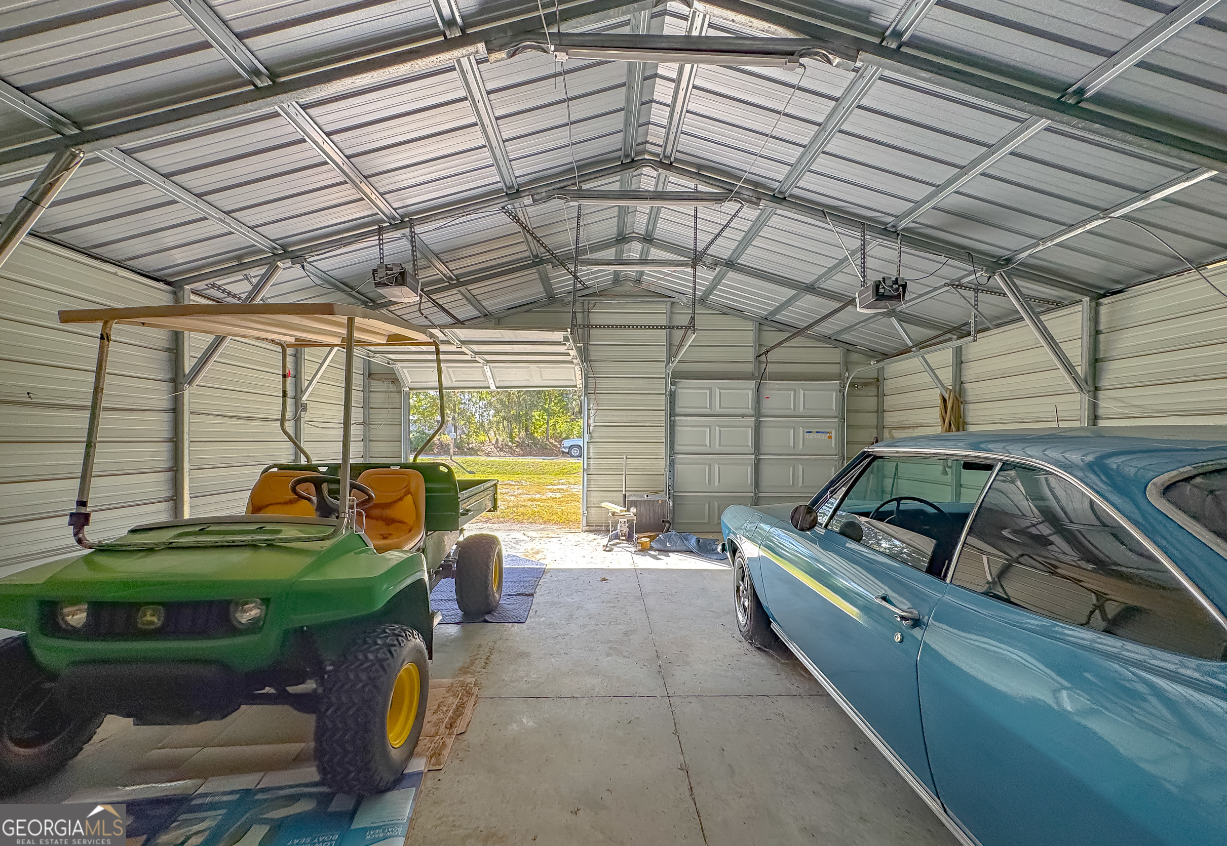 2772 Parkside Drive Property Photo 14