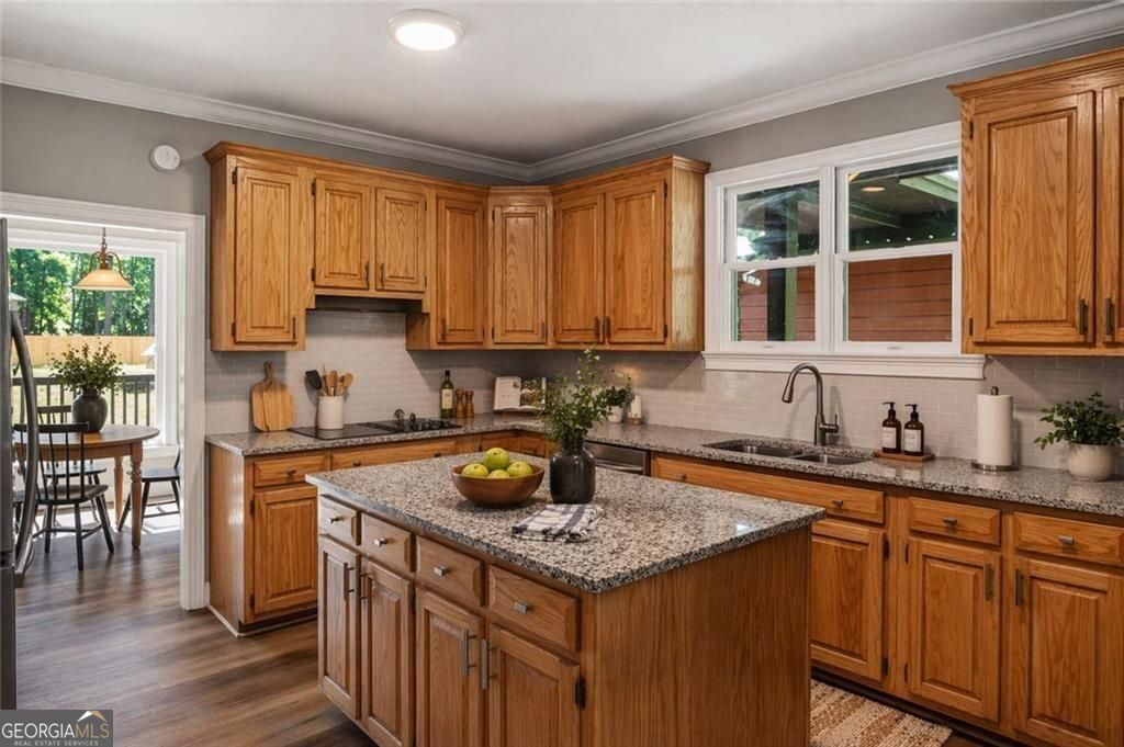 1206 Jasmine Road Property Photo 6