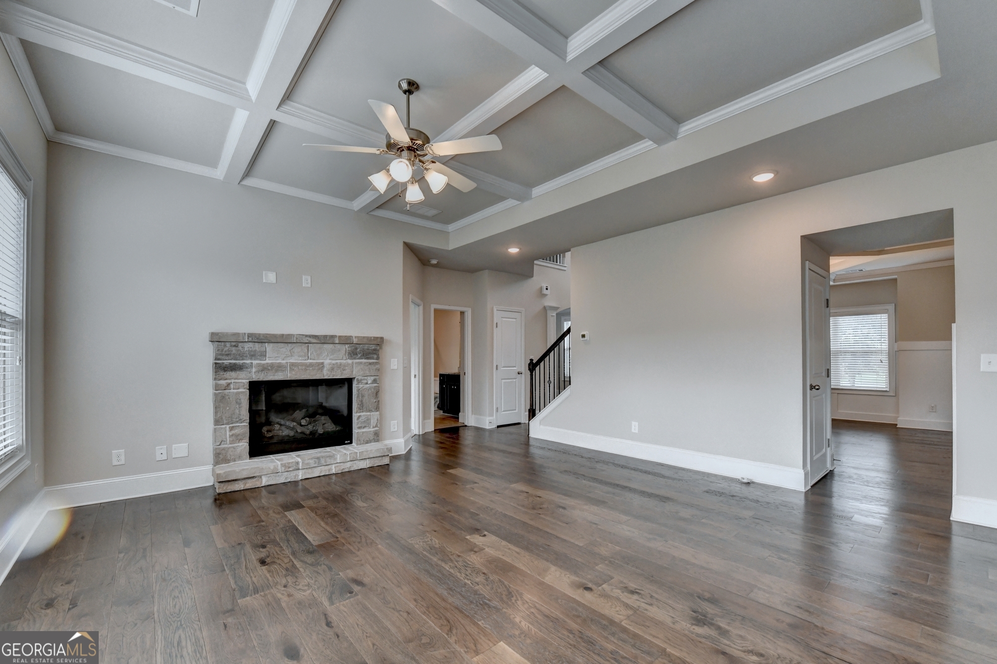 3972 Golden Gate Way Property Photo 15