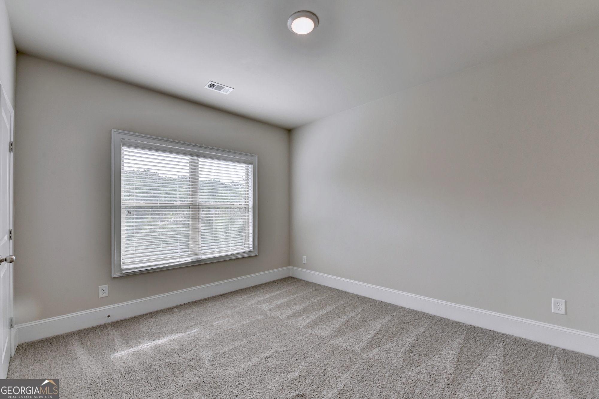 3972 Golden Gate Way Property Photo 25