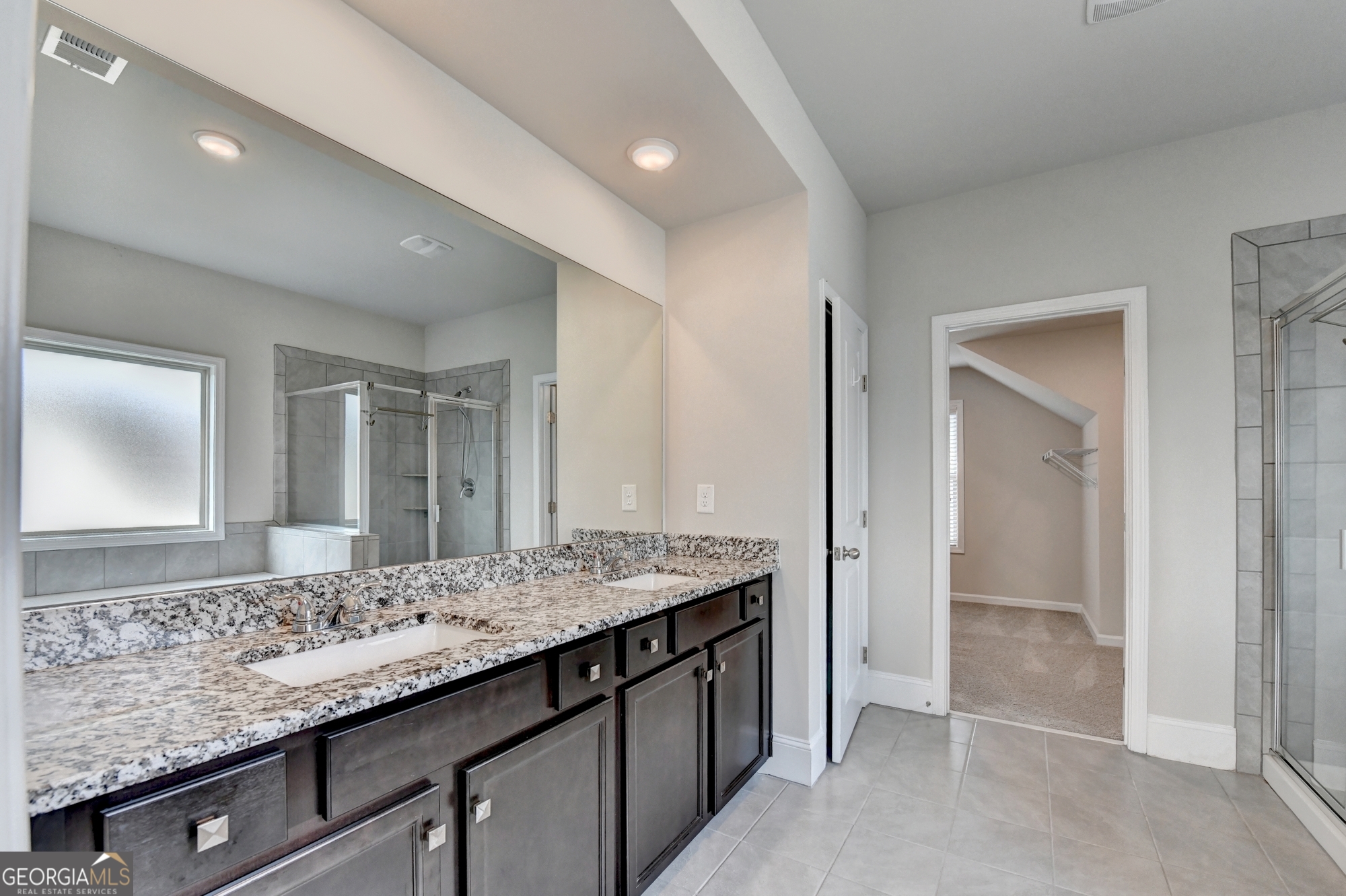 3972 Golden Gate Way Property Photo 33