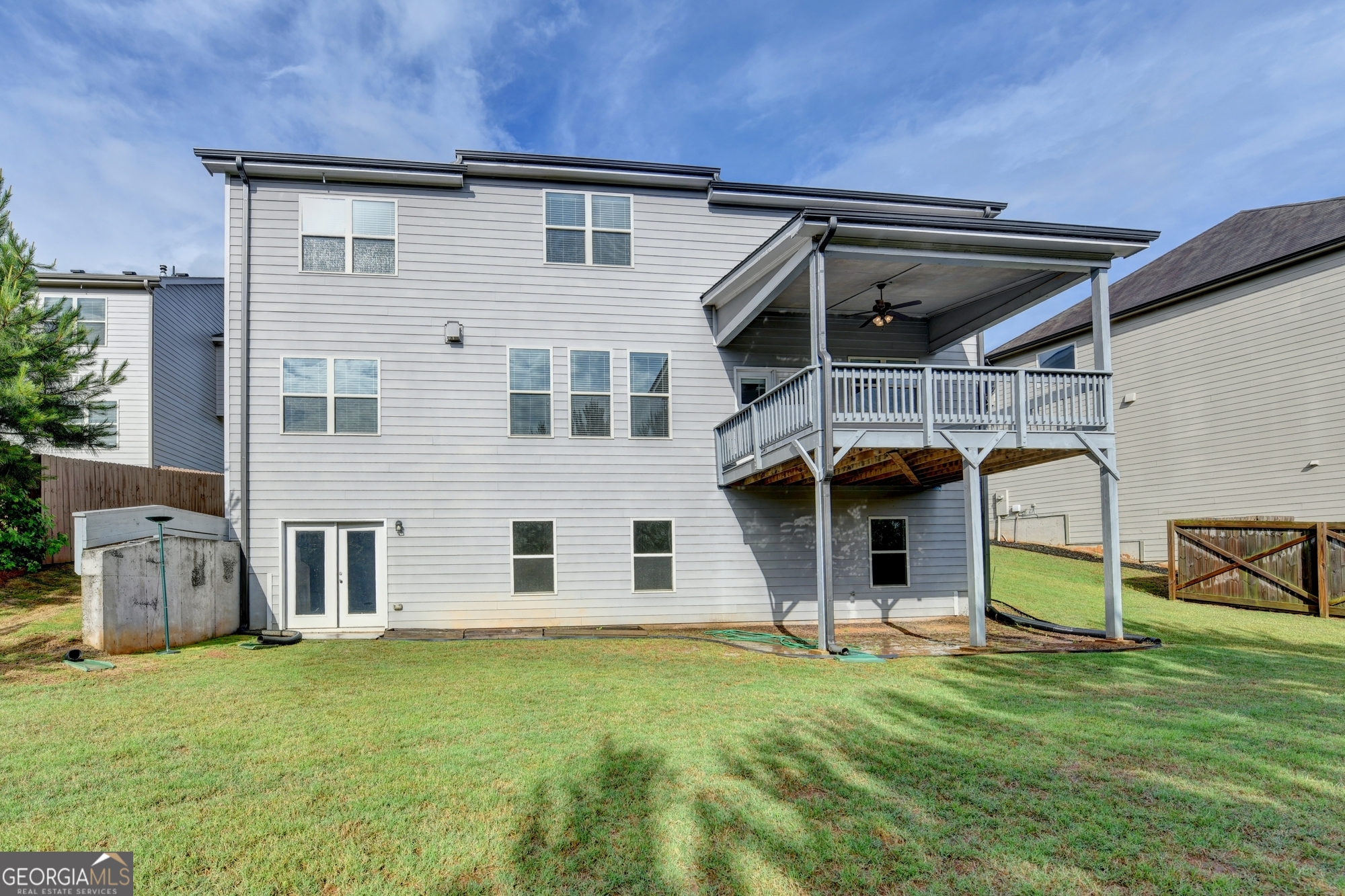 3972 Golden Gate Way Property Photo 53