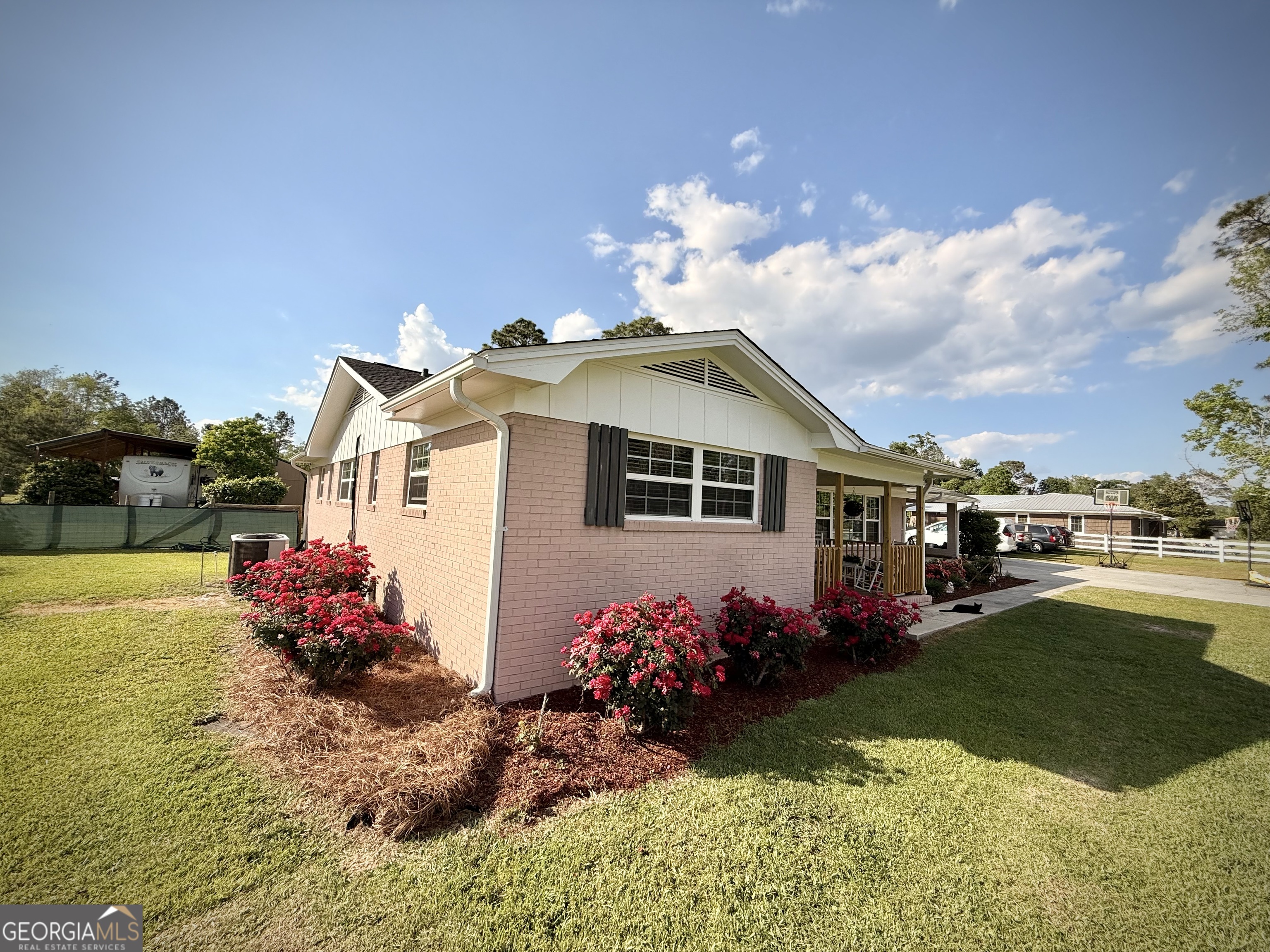 396 Douglas Highway Property Photo 4