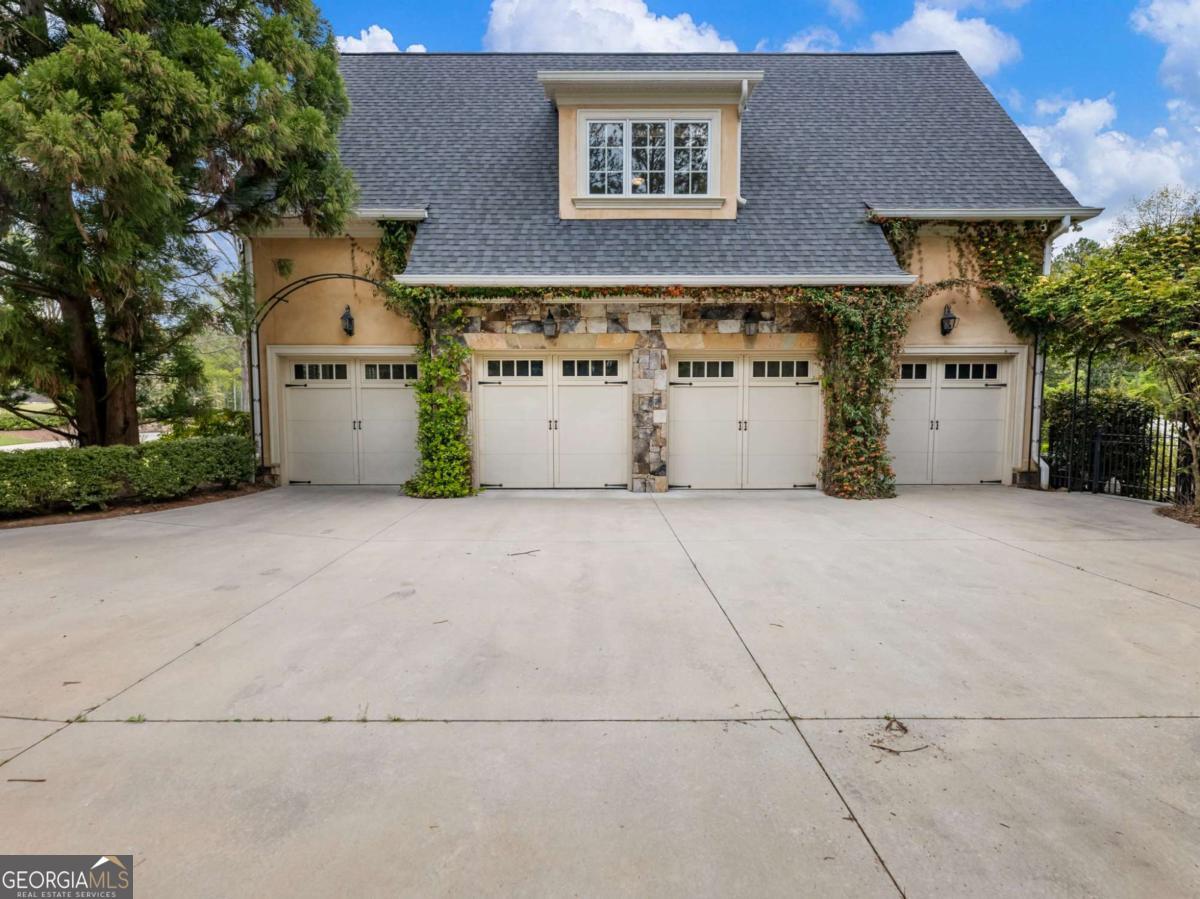 1871 Sam Snead Drive Property Photo 11