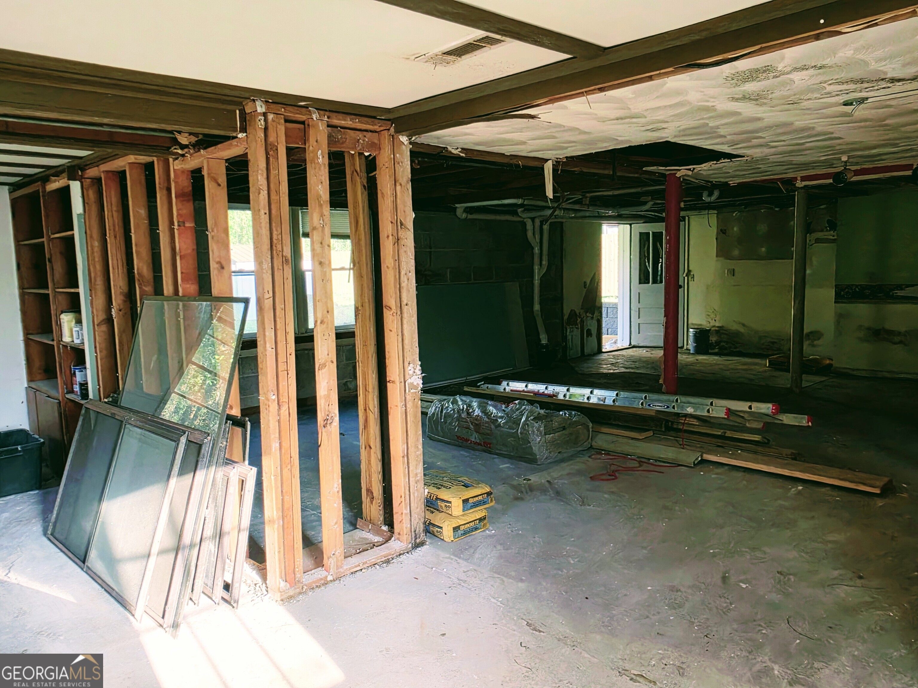 99 Hilltop Lane Property Photo 32